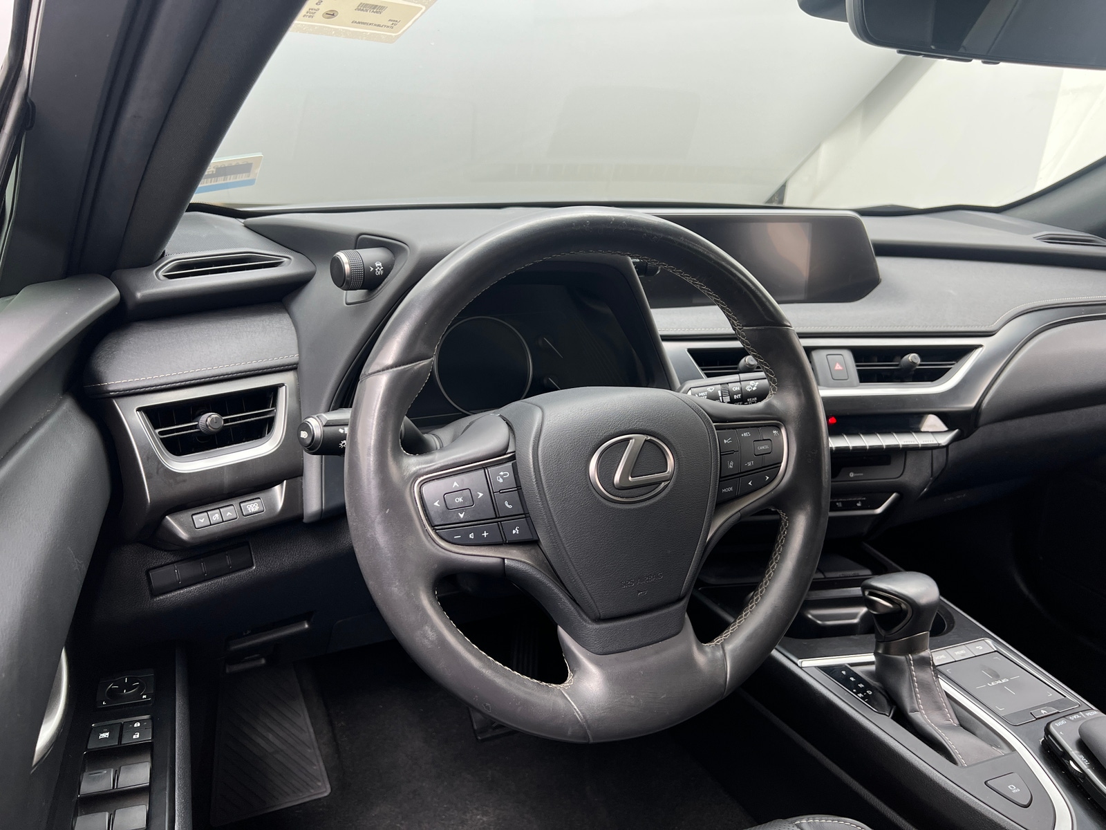 Thumbnail: 2019 Lexus UX - 4