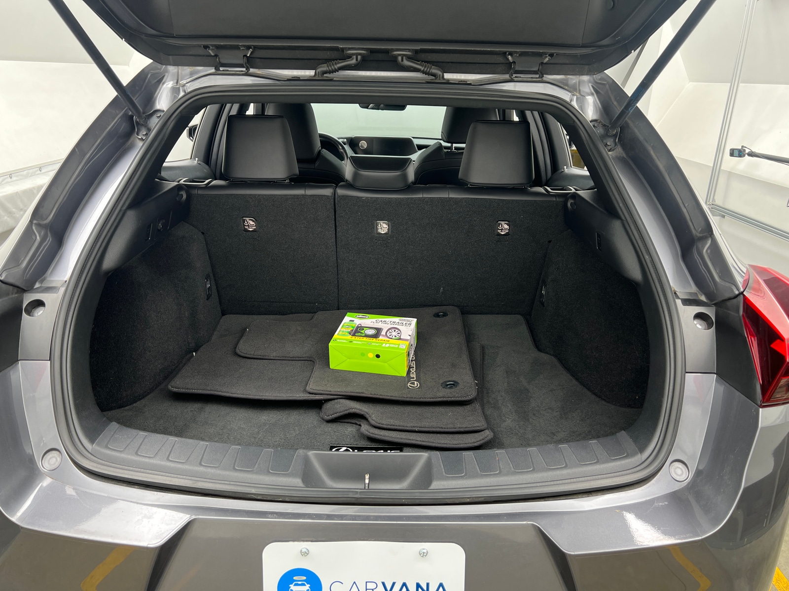 Thumbnail: 2019 Lexus UX - 6