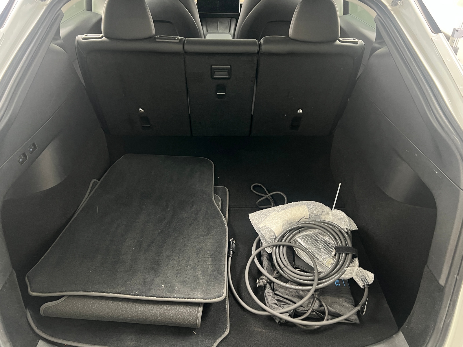 Thumbnail: 2022 Tesla Model Y - 6