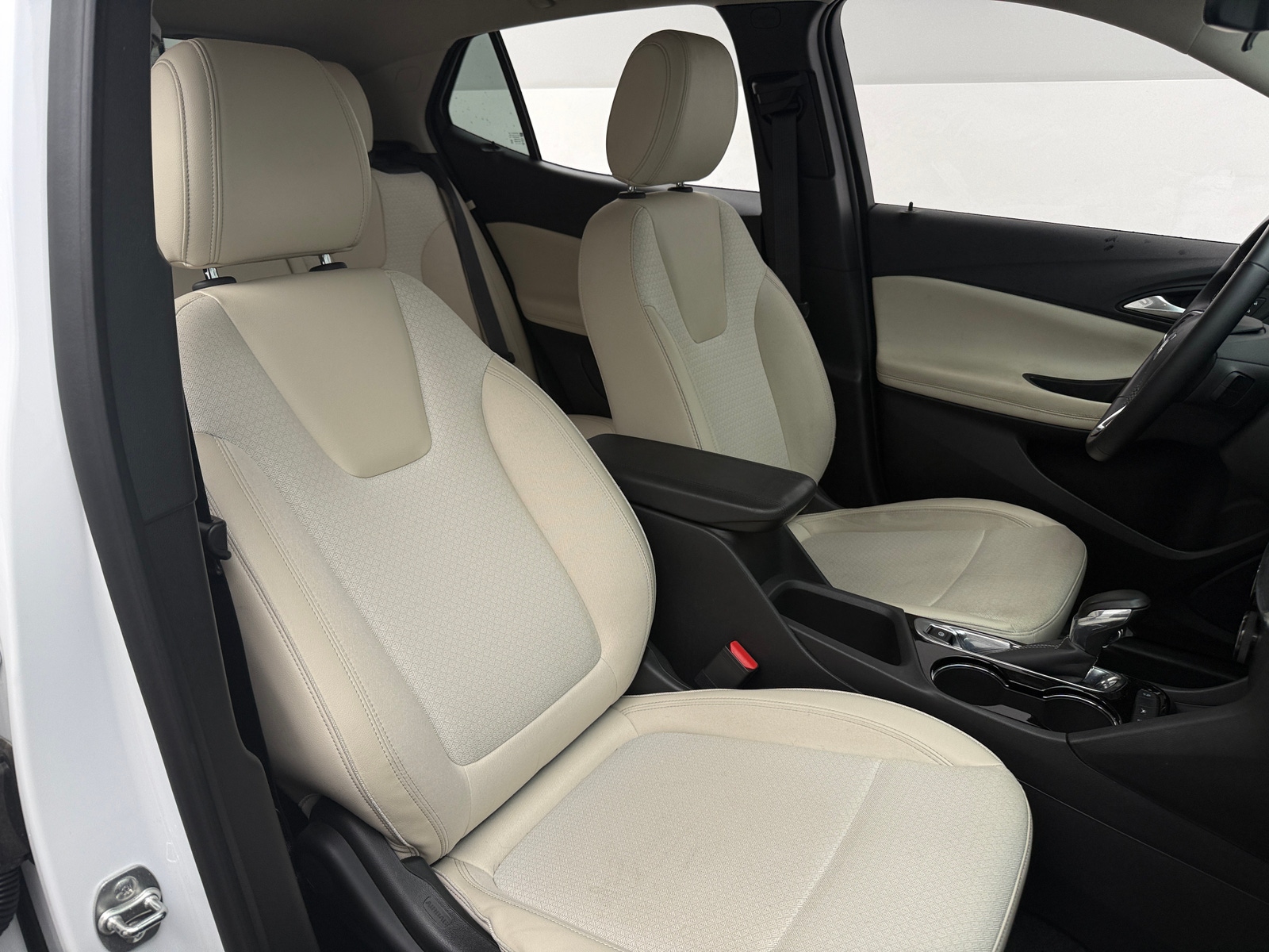 Thumbnail: 2024 Buick Encore GX - 2