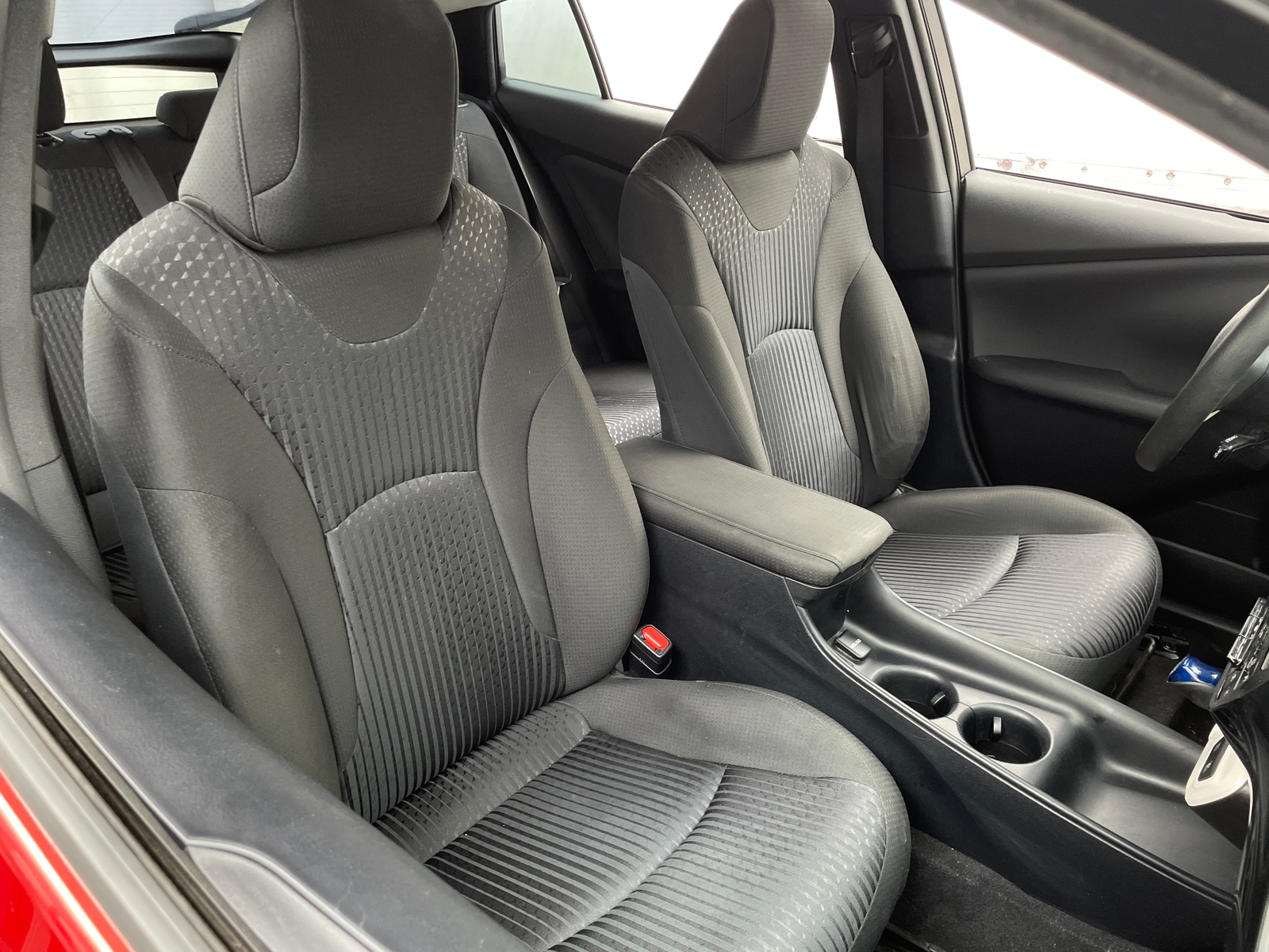 Thumbnail: 2017 Toyota Prius - 2