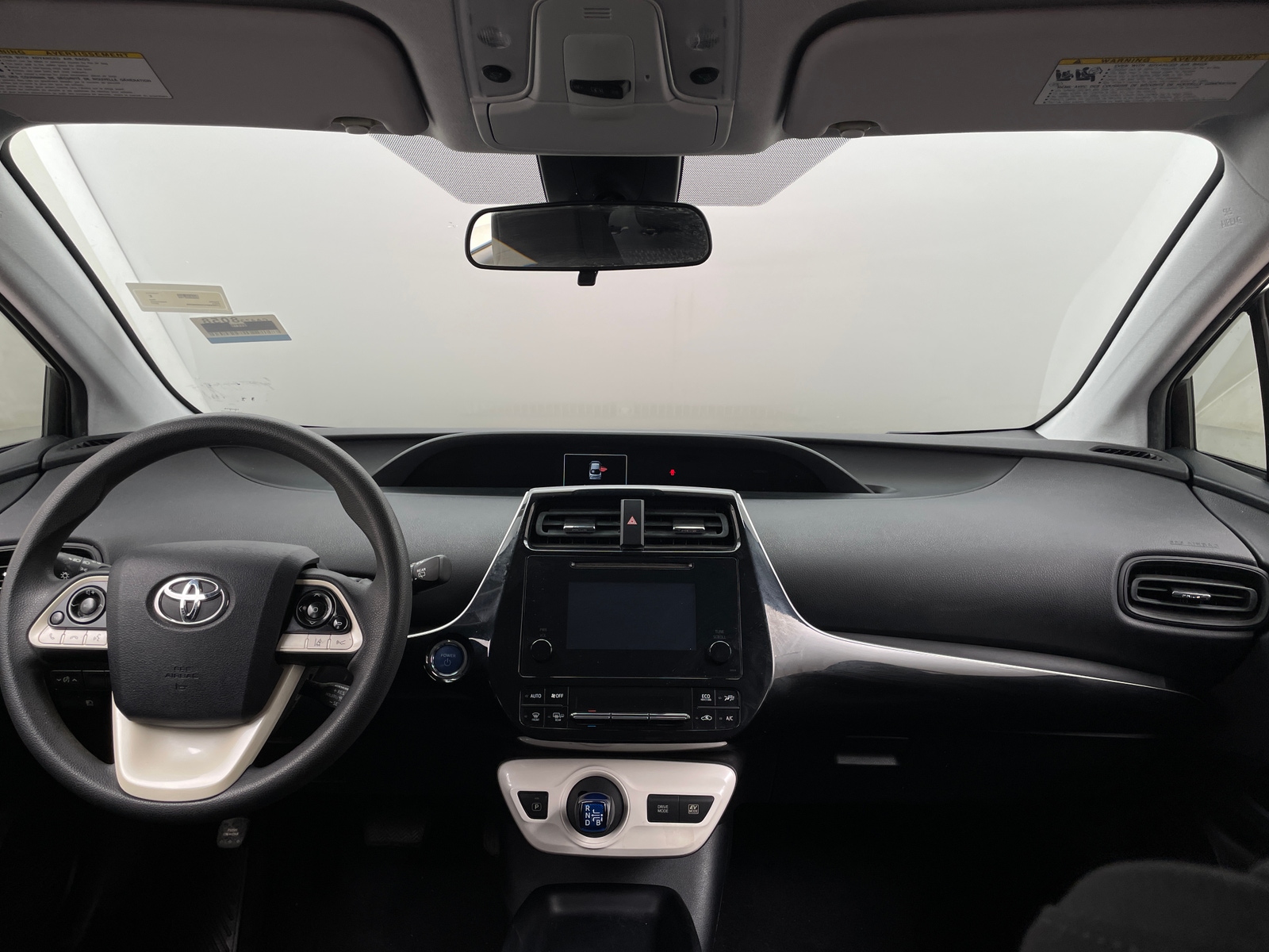 Thumbnail: 2017 Toyota Prius - 3