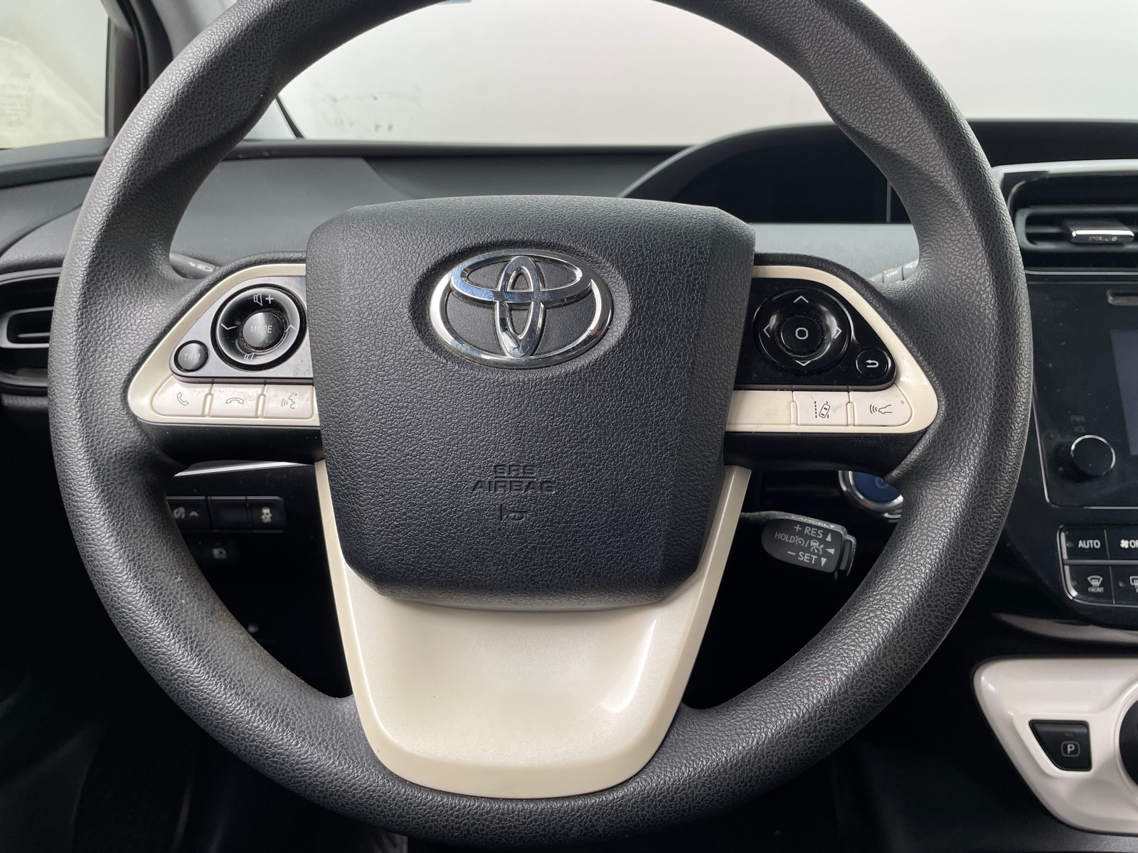 Thumbnail: 2017 Toyota Prius - 5