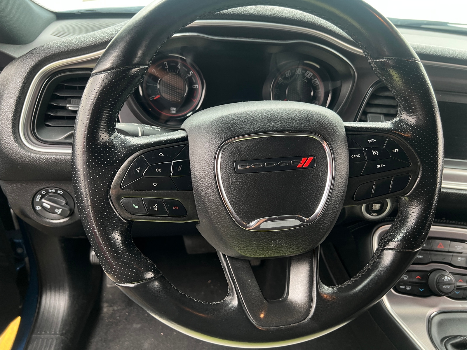 Thumbnail: 2021 Dodge Challenger - 4