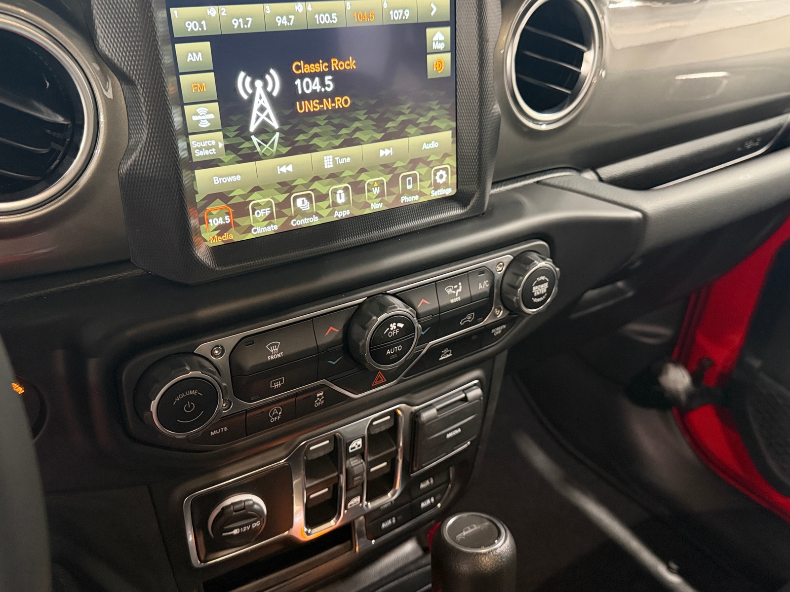 Thumbnail: 2023 Jeep Gladiator - 4