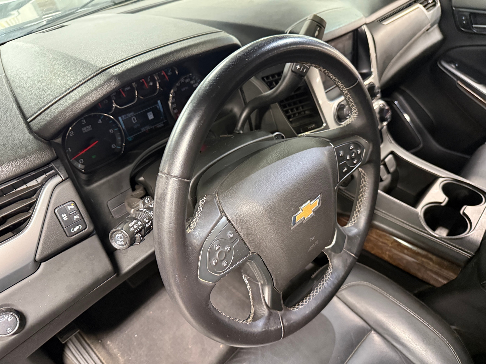 Thumbnail: 2020 Chevrolet Suburban - 4