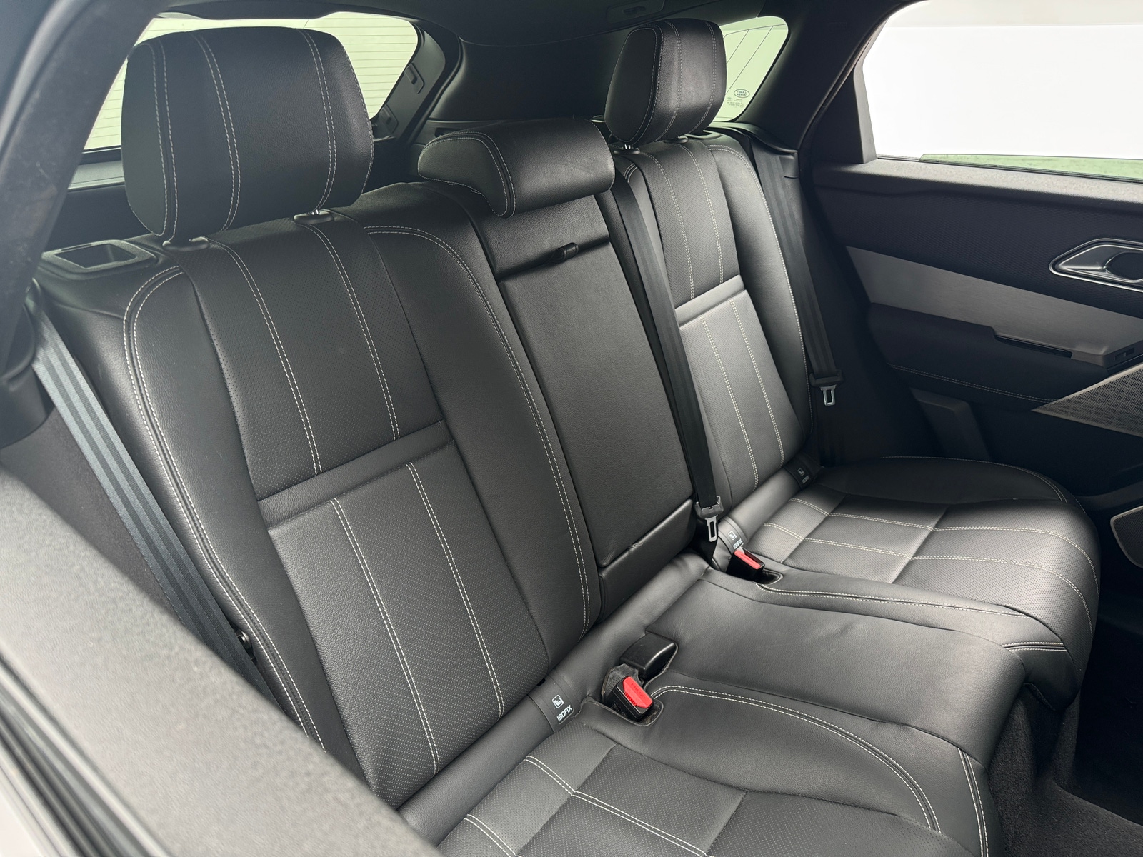 Thumbnail: 2022 Land Rover Range Rover Velar - 5