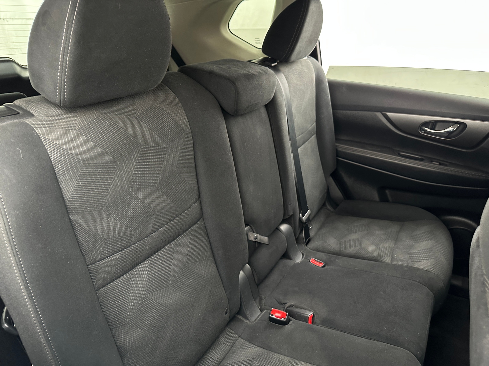 Thumbnail: 2015 Nissan Rogue - 6