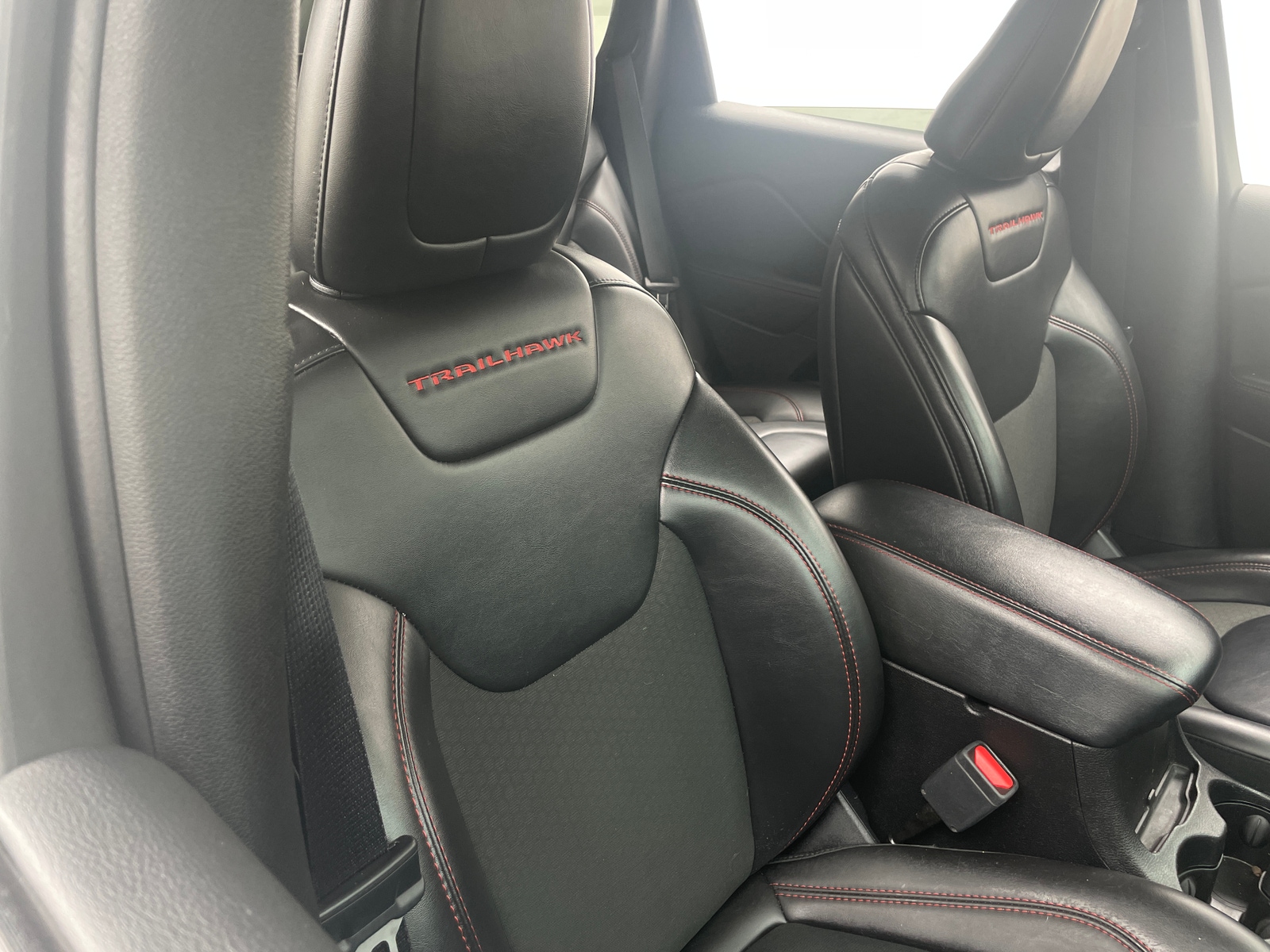 Thumbnail: 2019 Jeep Cherokee - 2