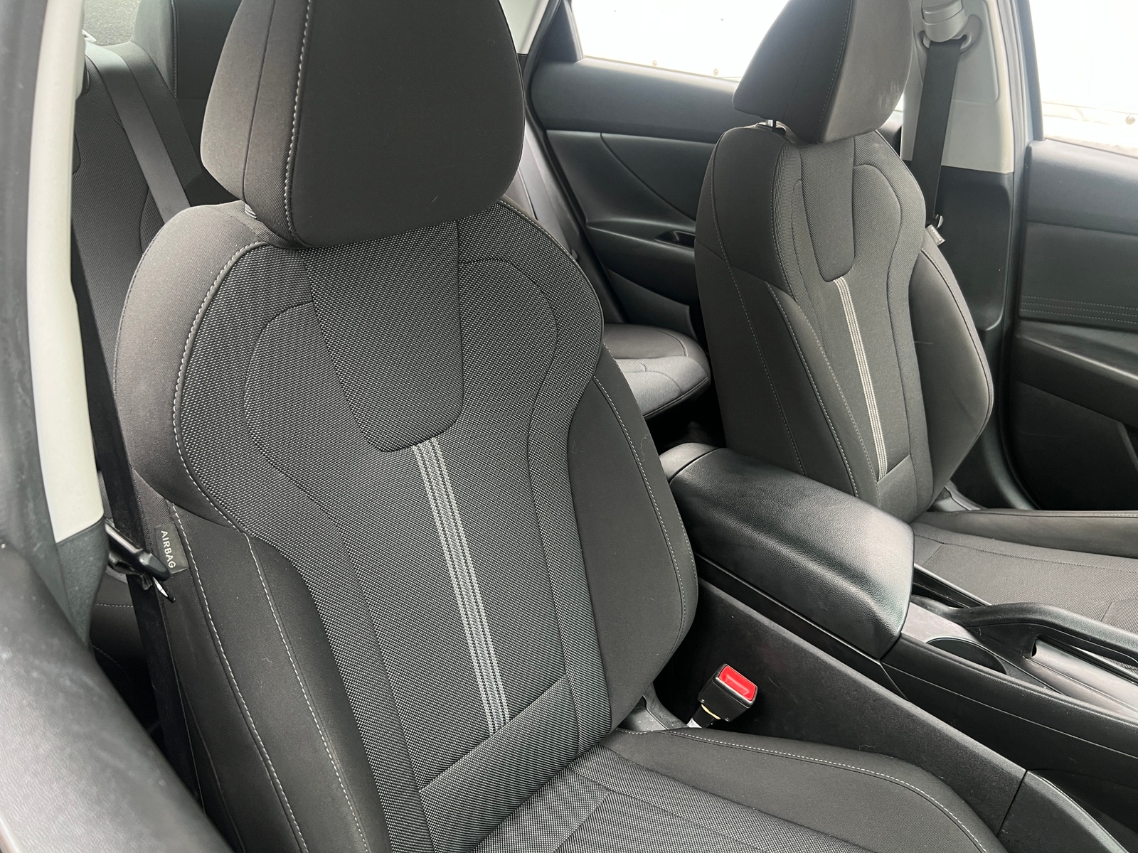 Thumbnail: 2021 Hyundai Elantra - 2