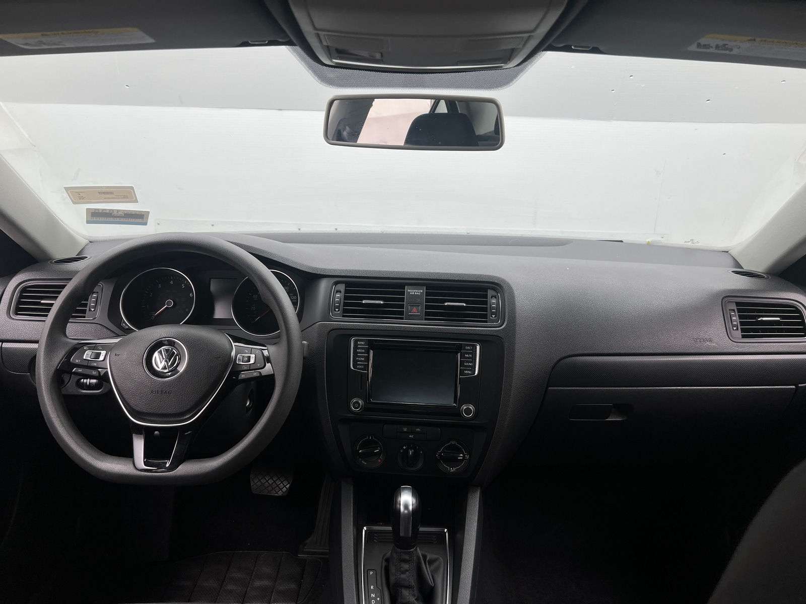 Thumbnail: 2016 Volkswagen Jetta - 3