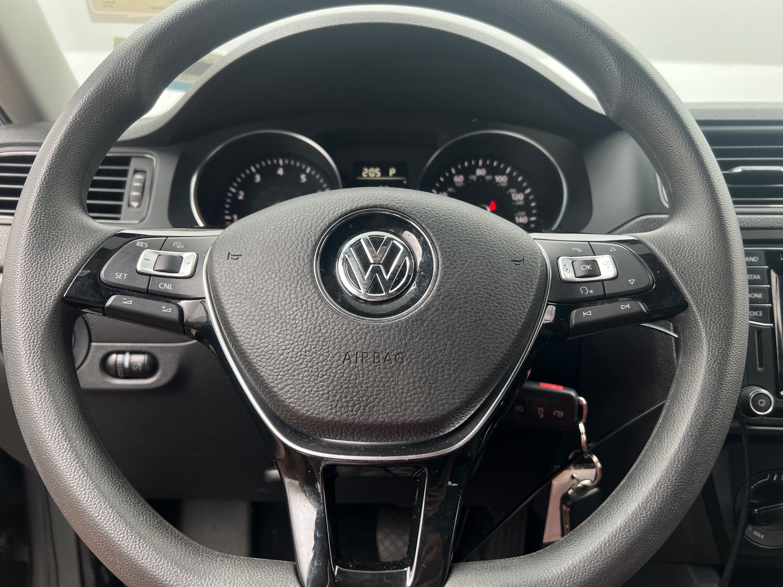 Thumbnail: 2016 Volkswagen Jetta - 5