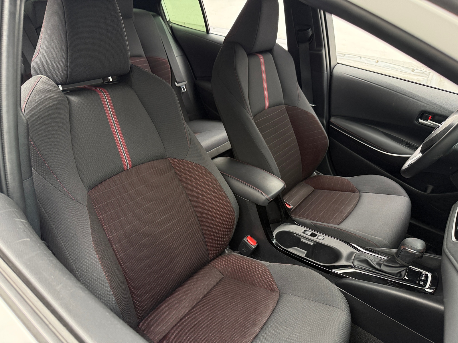 Thumbnail: 2024 Toyota Corolla - 2