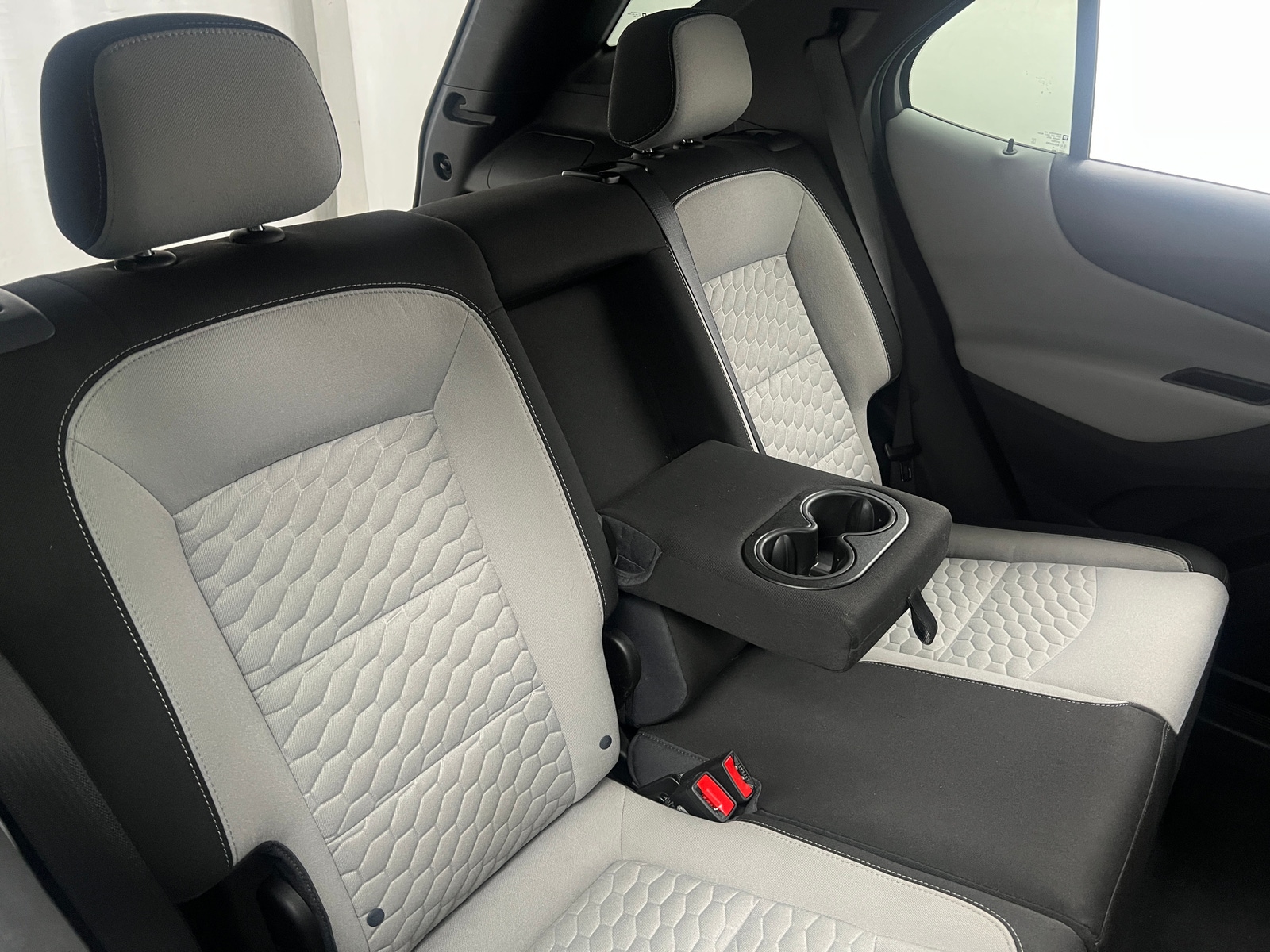 Thumbnail: 2021 Chevrolet Equinox - 6