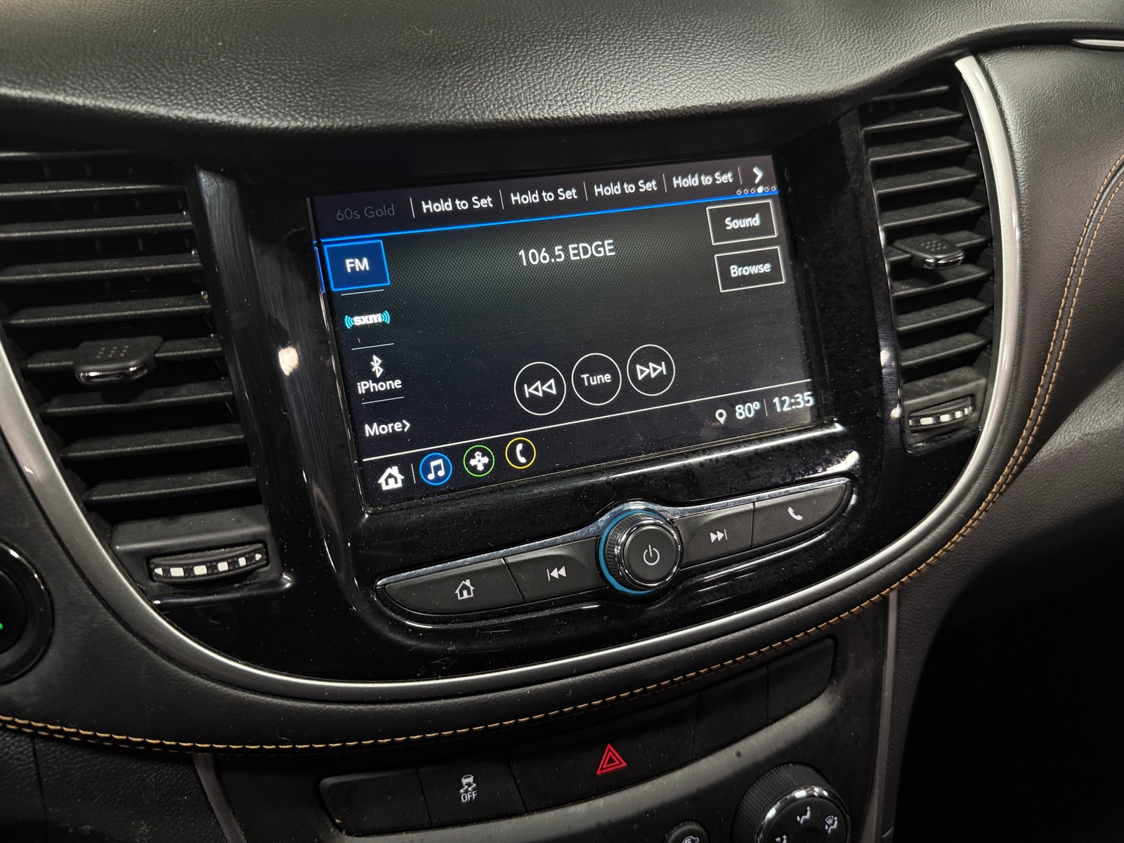 Thumbnail: 2018 Chevrolet Trax - 4