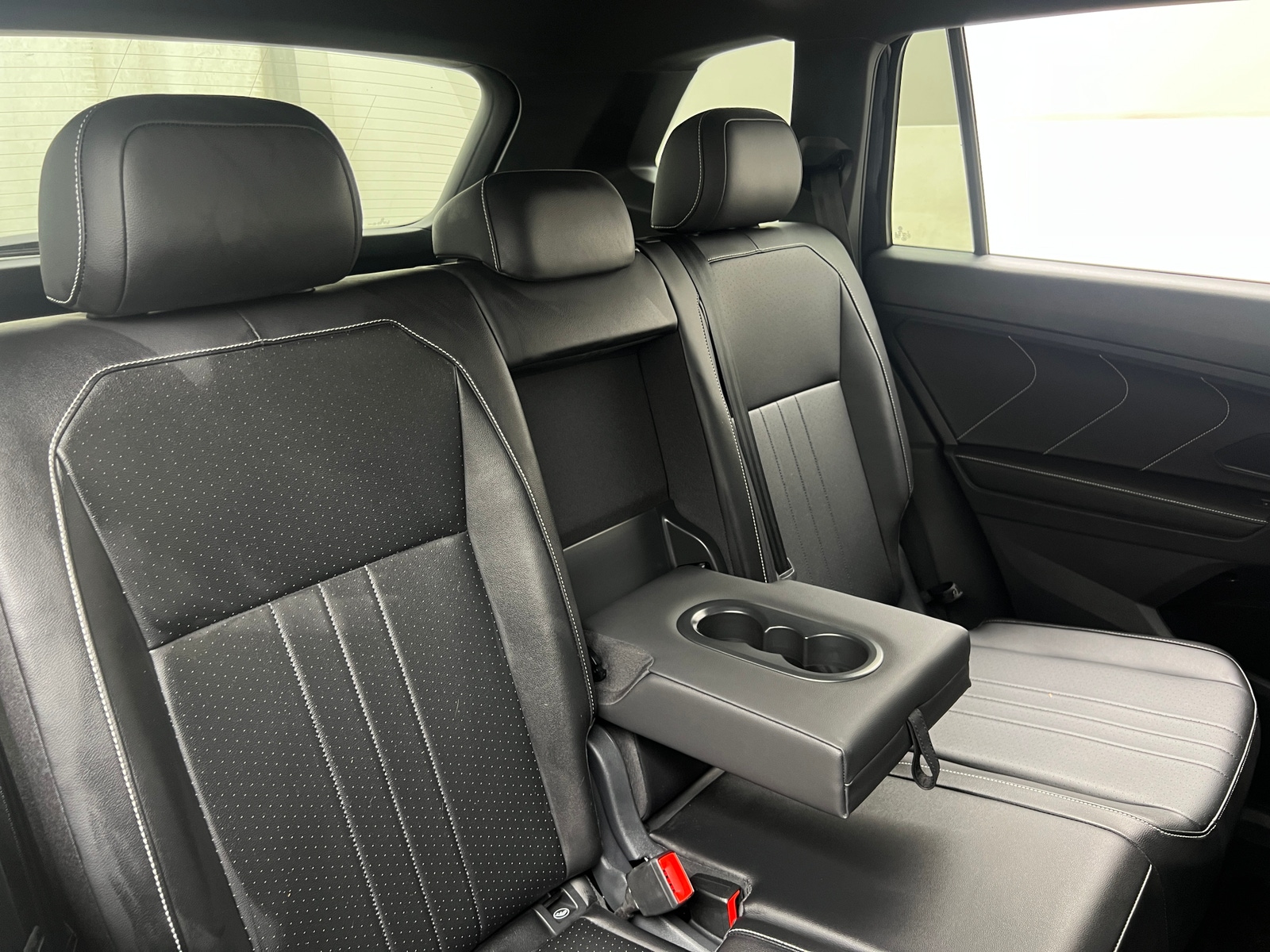 Thumbnail: 2024 Volkswagen Tiguan - 5