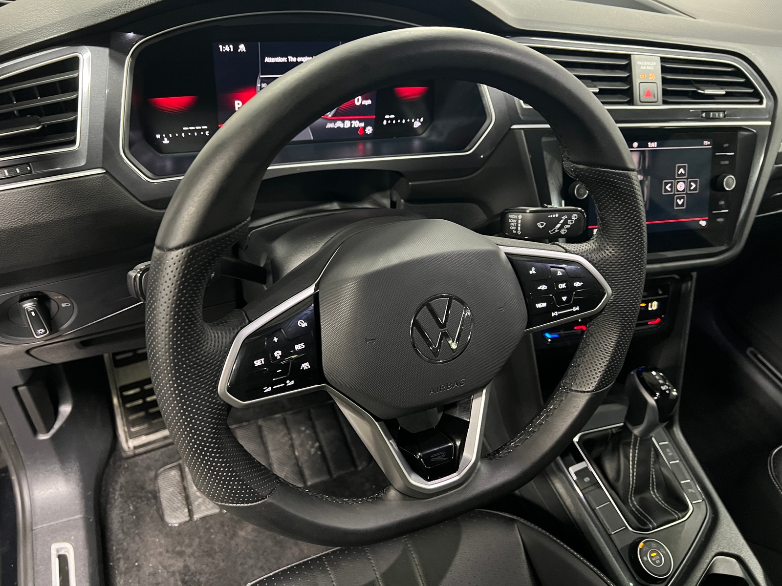 Thumbnail: 2024 Volkswagen Tiguan - 4