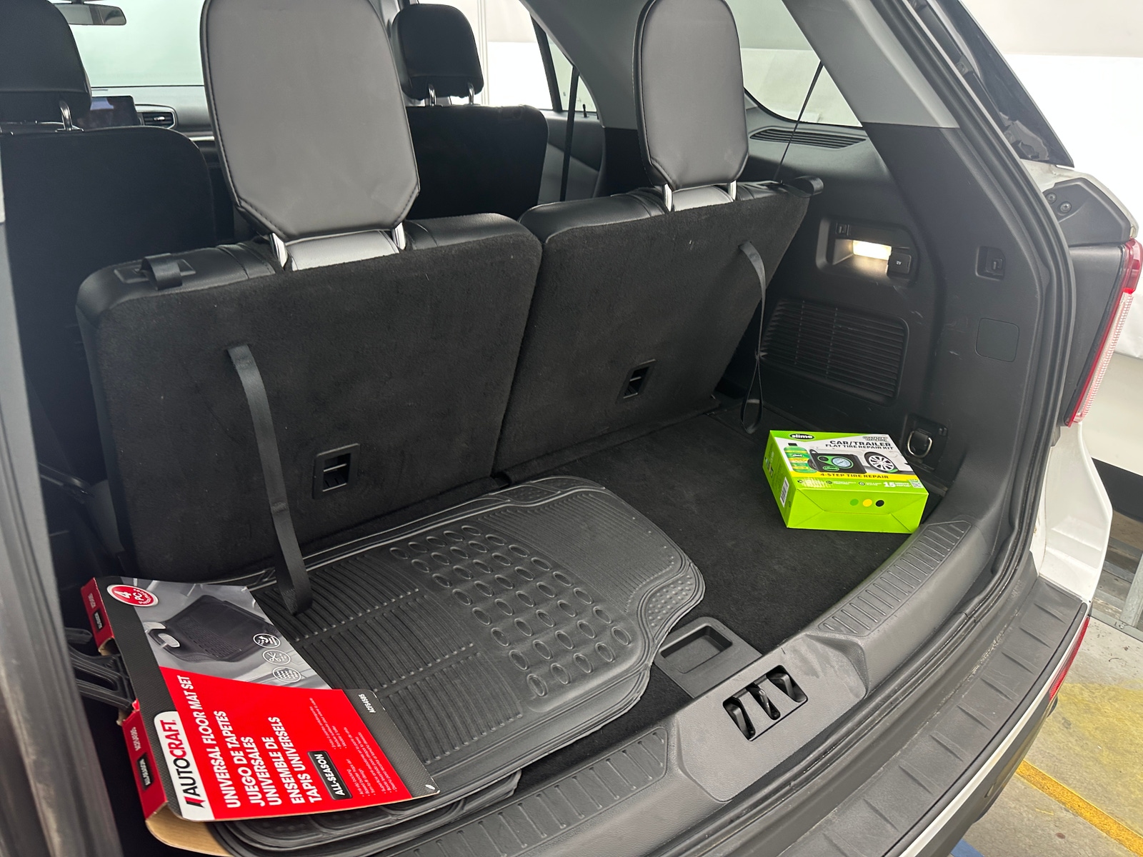 Thumbnail: 2021 Ford Explorer - 7