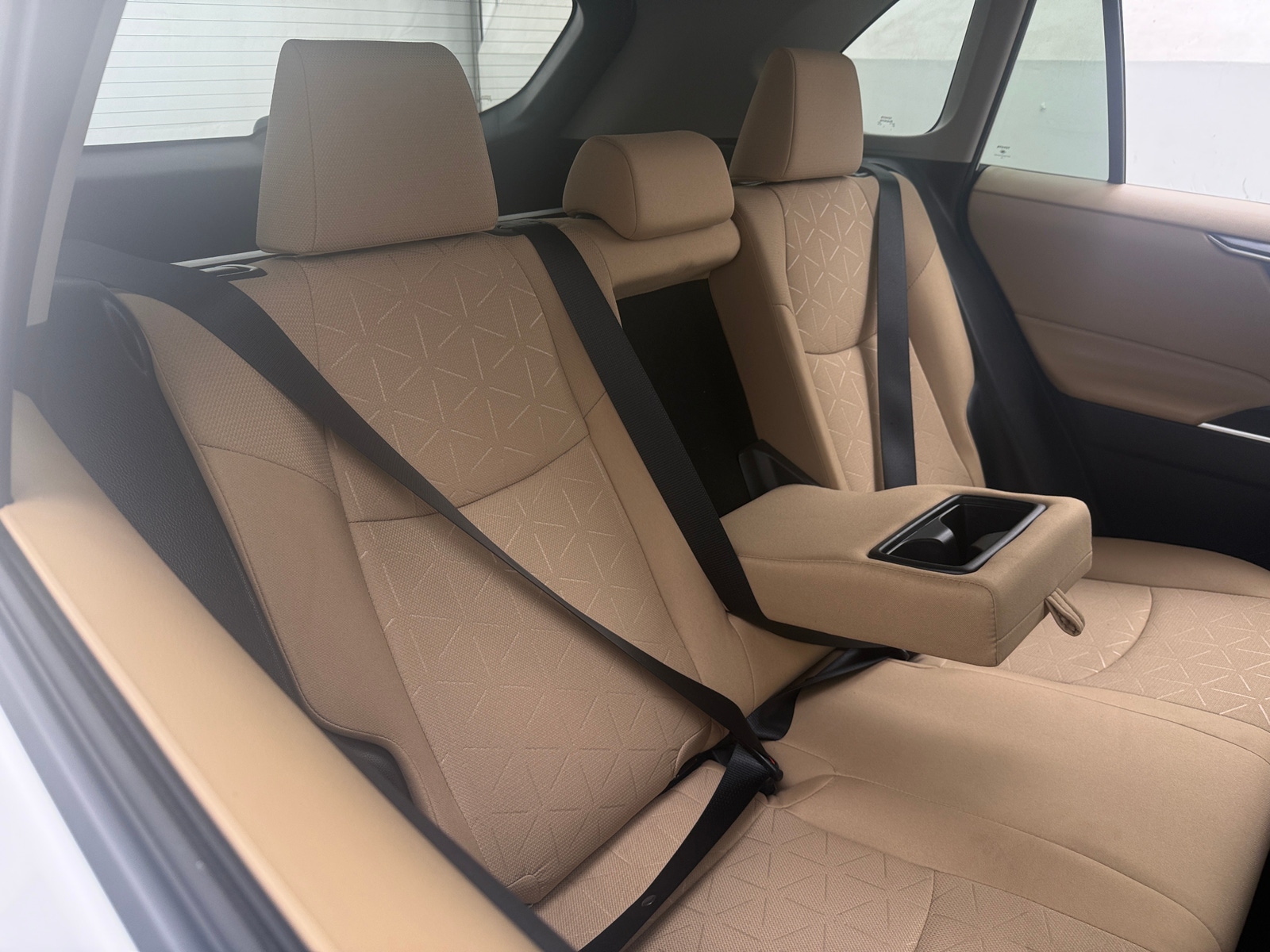 Thumbnail: 2021 Toyota RAV4 - 6