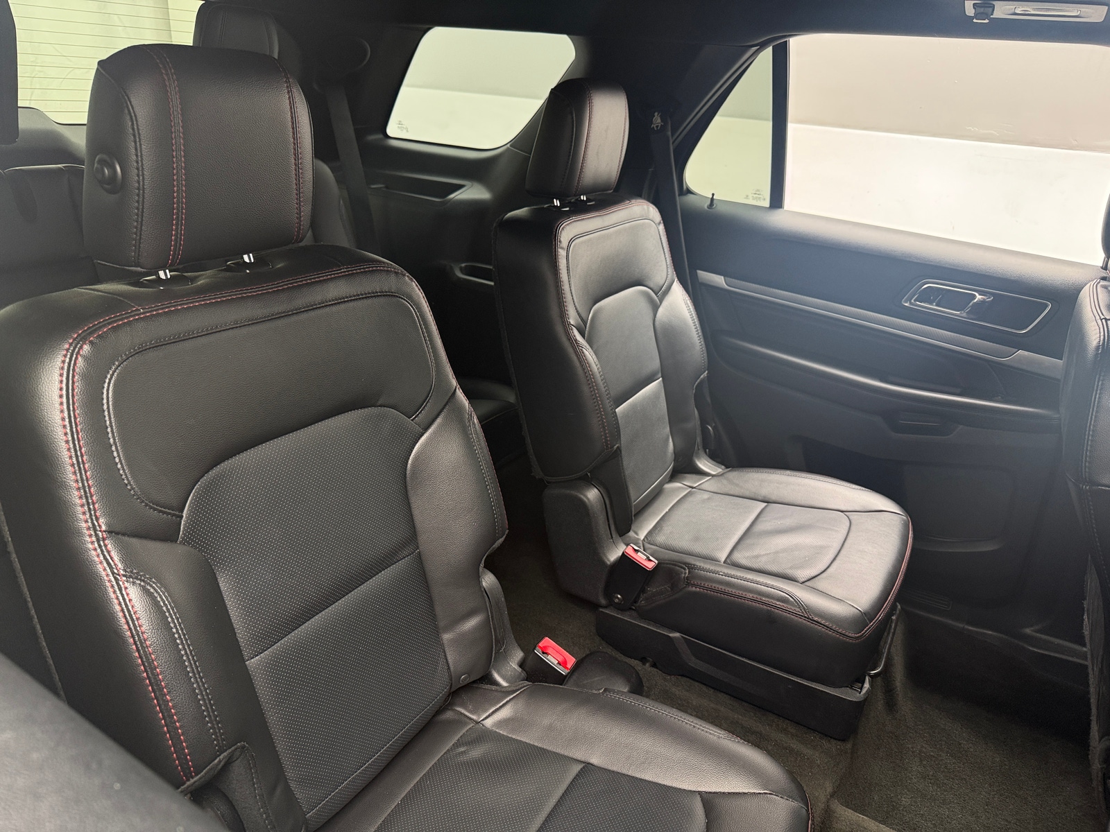 Thumbnail: 2017 Ford Explorer - 6