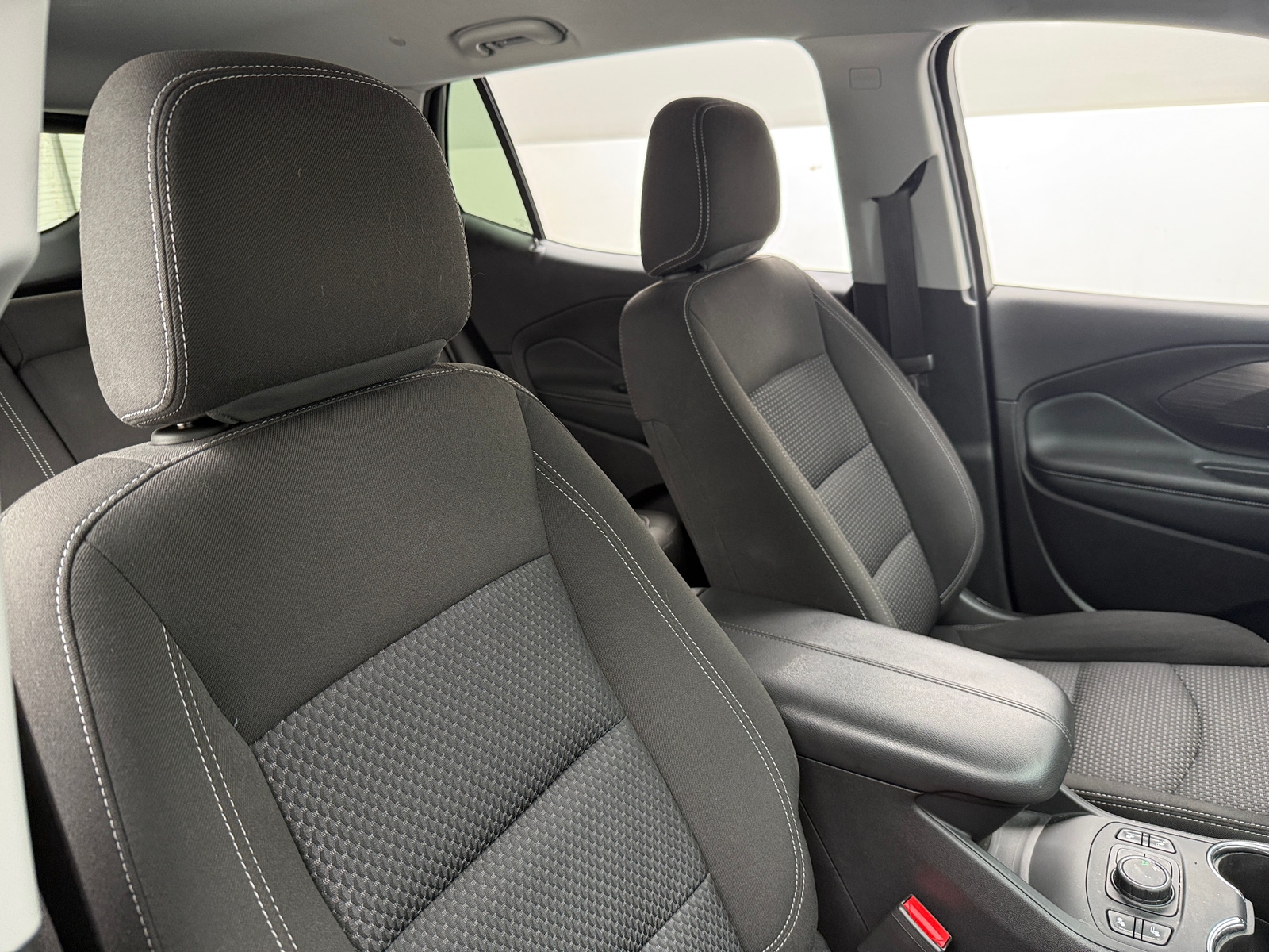 Thumbnail: 2024 GMC Terrain - 2