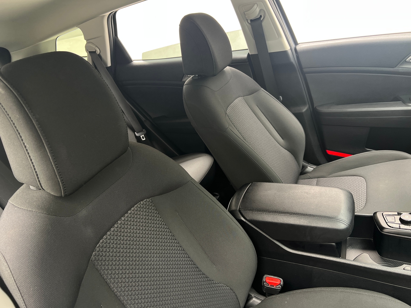 Thumbnail: 2025 Kia Sportage - 2