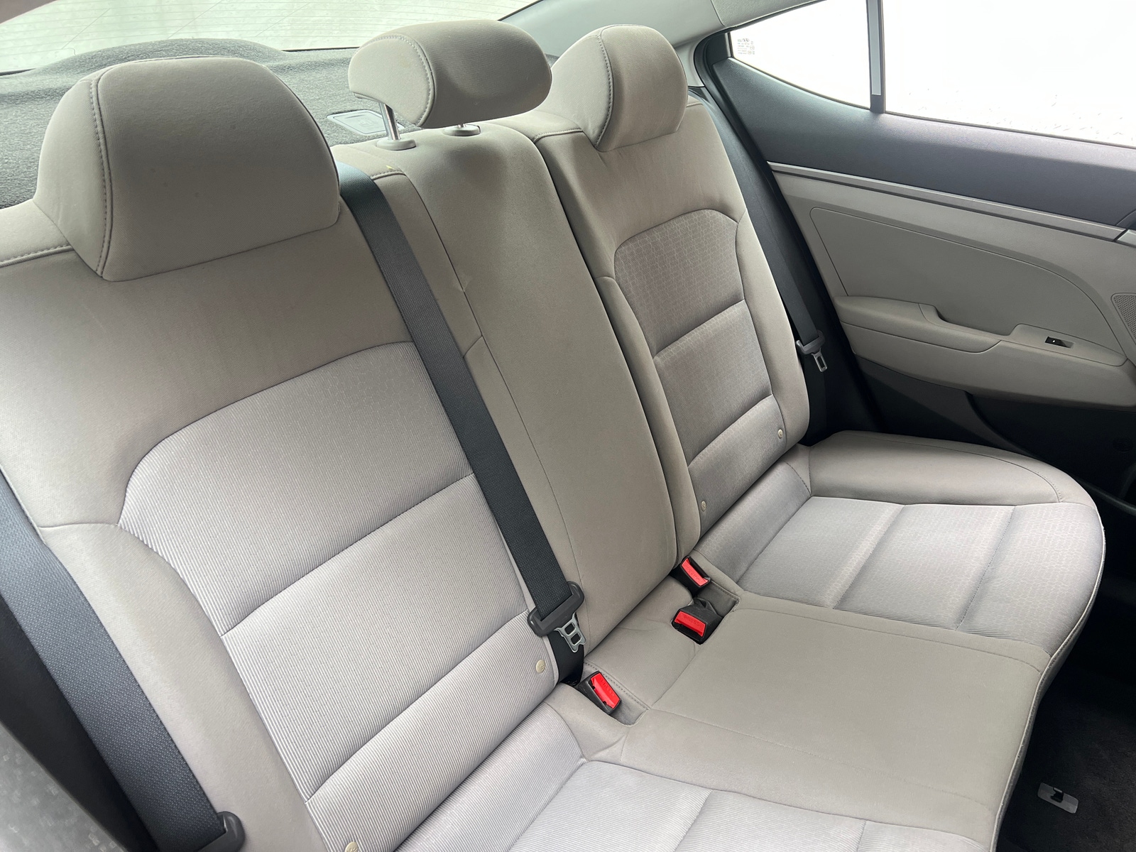 Thumbnail: 2017 Hyundai Elantra - 6