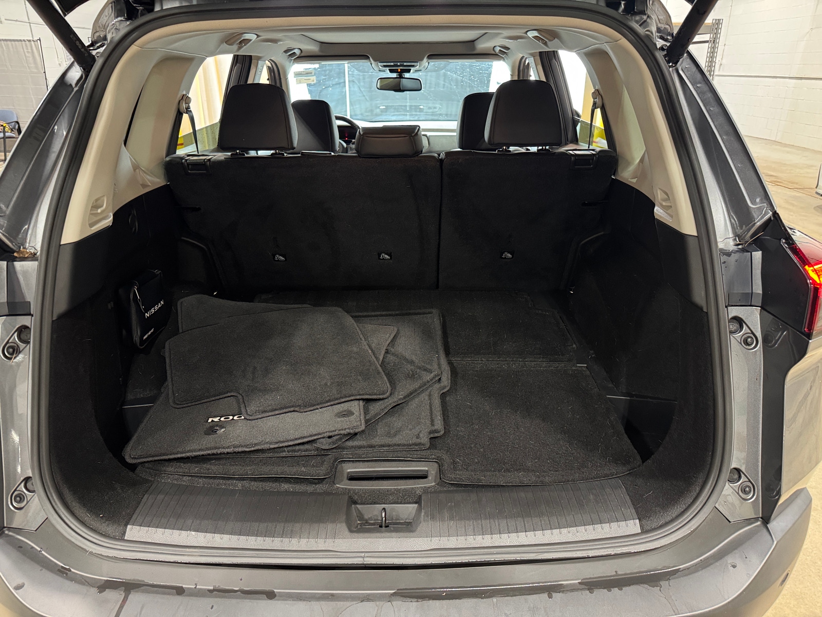 Thumbnail: 2023 Nissan Rogue - 7