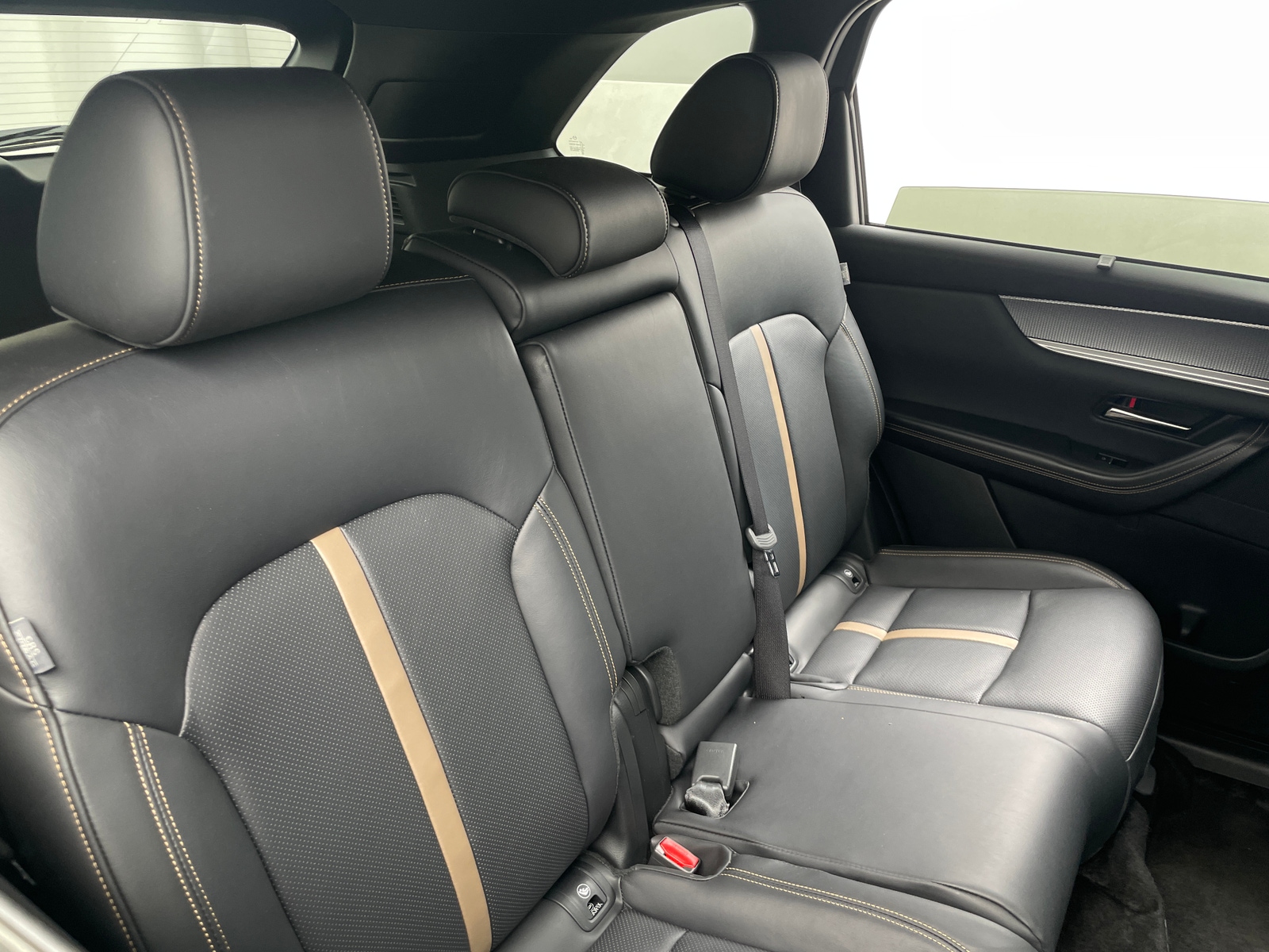 Thumbnail: 2025 Mazda CX-70 - 5