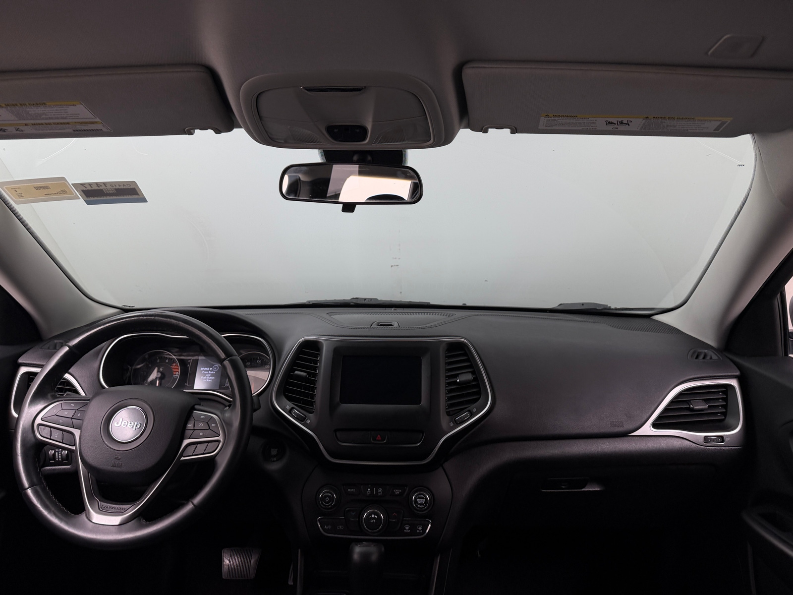 Thumbnail: 2019 Jeep Cherokee - 3