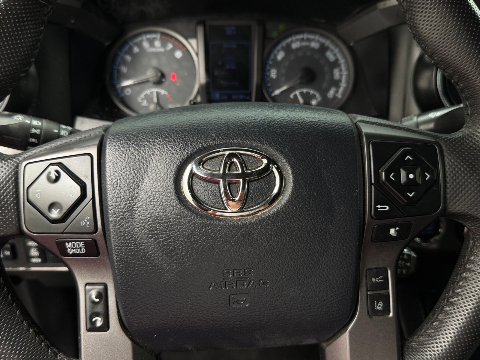 Thumbnail: 2018 Toyota Tacoma - 5