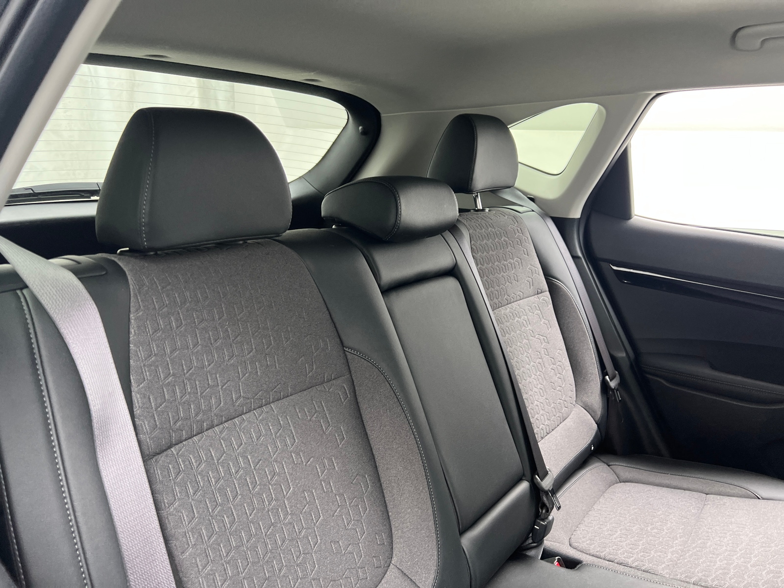 Thumbnail: 2025 Kia Seltos - 6