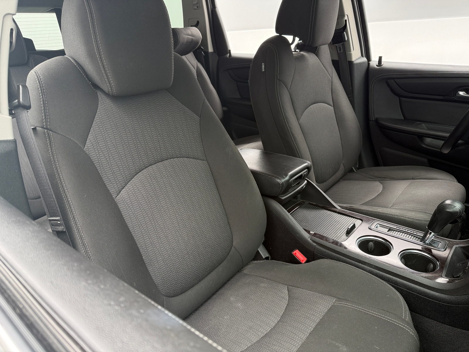 Thumbnail: 2017 Chevrolet Traverse - 2