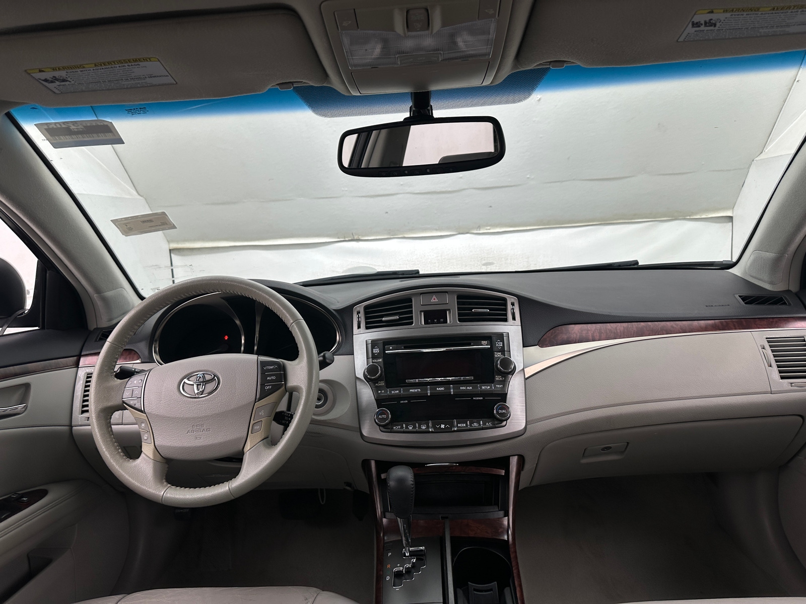 Thumbnail: 2011 Toyota Avalon - 2