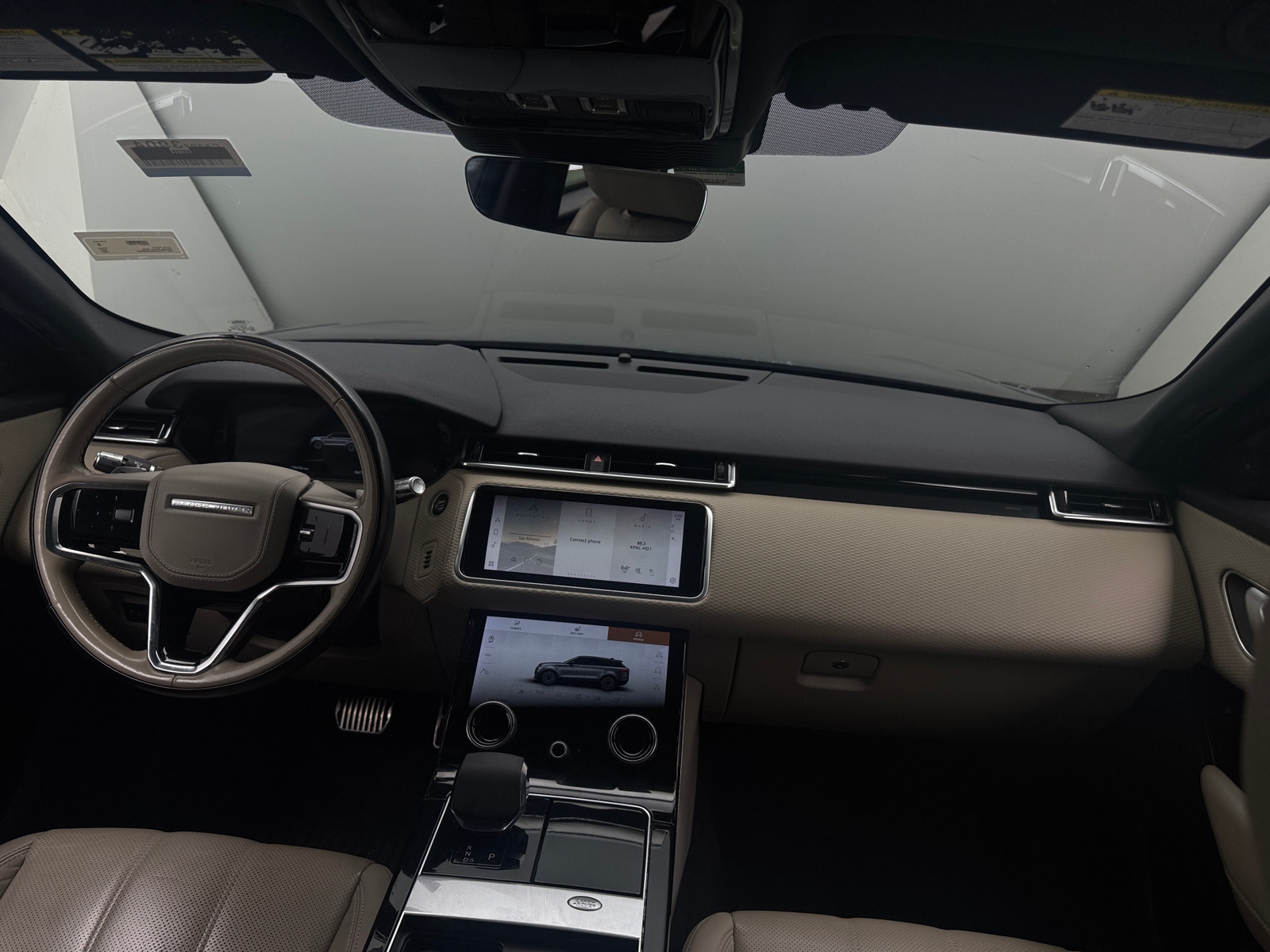 Thumbnail: 2021 Land Rover Range Rover Velar - 2