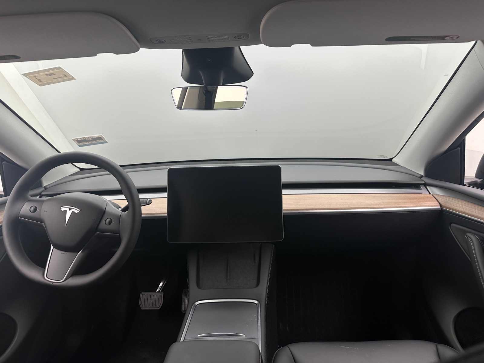 Thumbnail: 2025 Tesla Model Y - 2