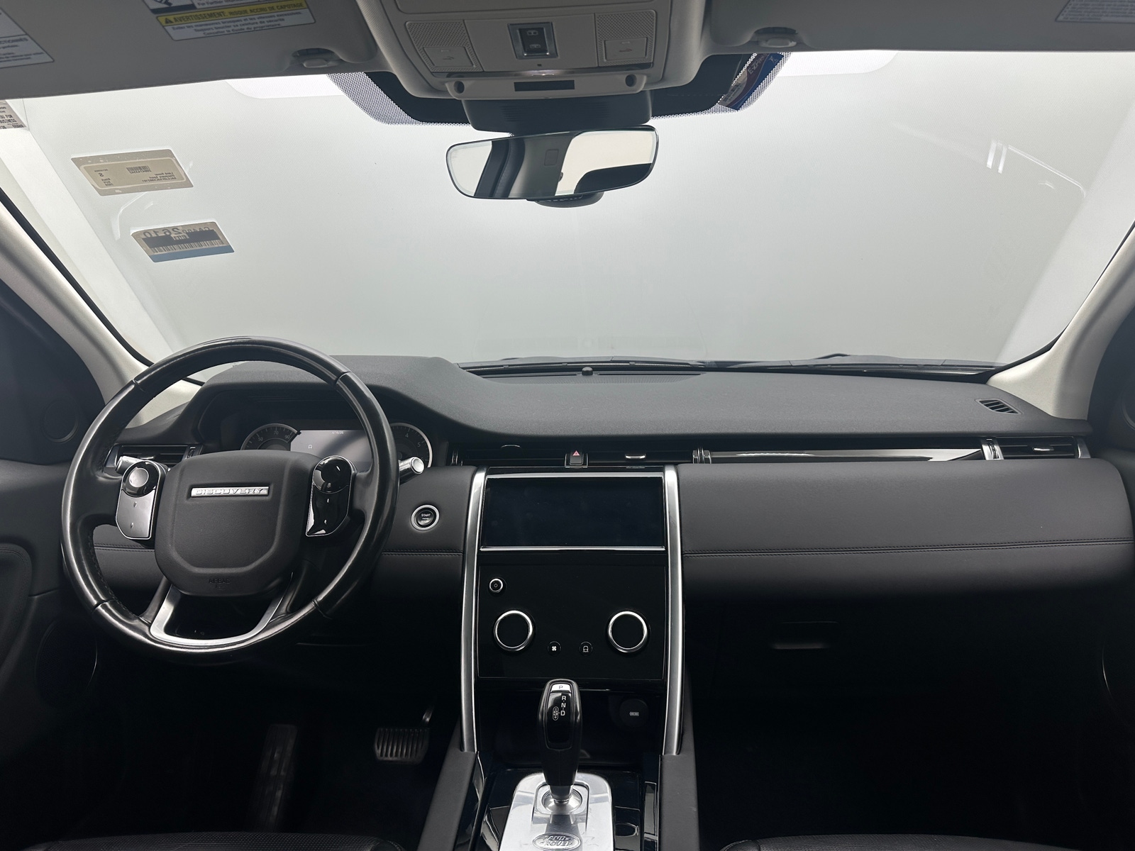 Thumbnail: 2020 Land Rover Discovery Sport - 2