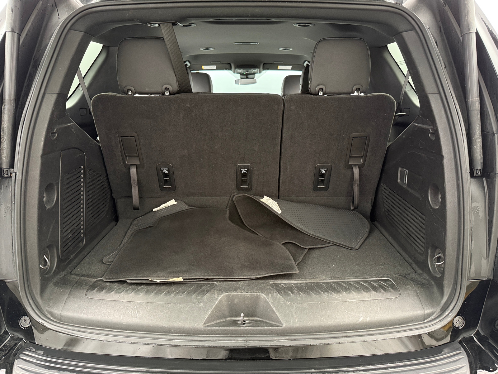 Thumbnail: 2025 Chevrolet Tahoe - 6