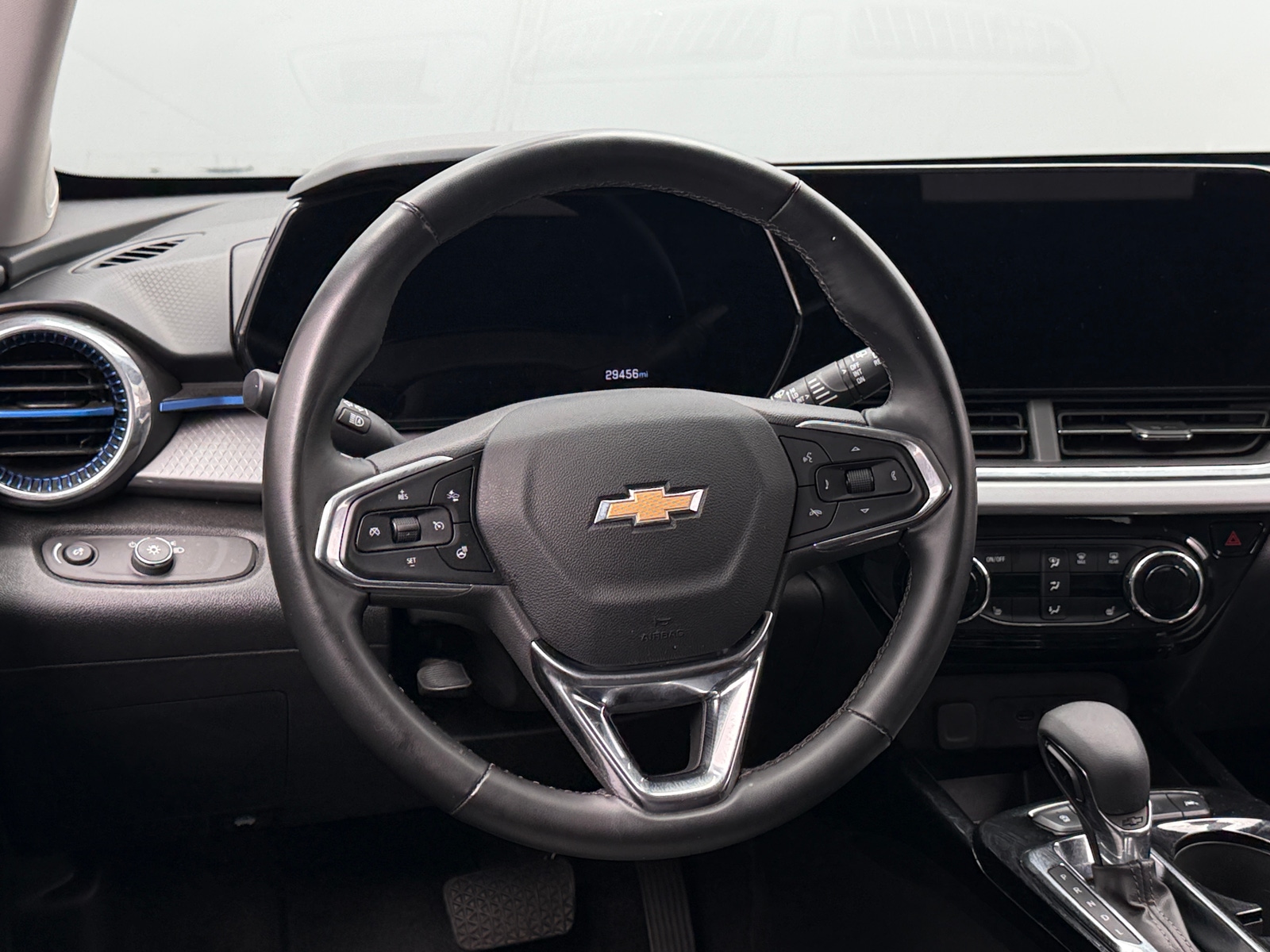 Thumbnail: 2025 Chevrolet Trax - 5