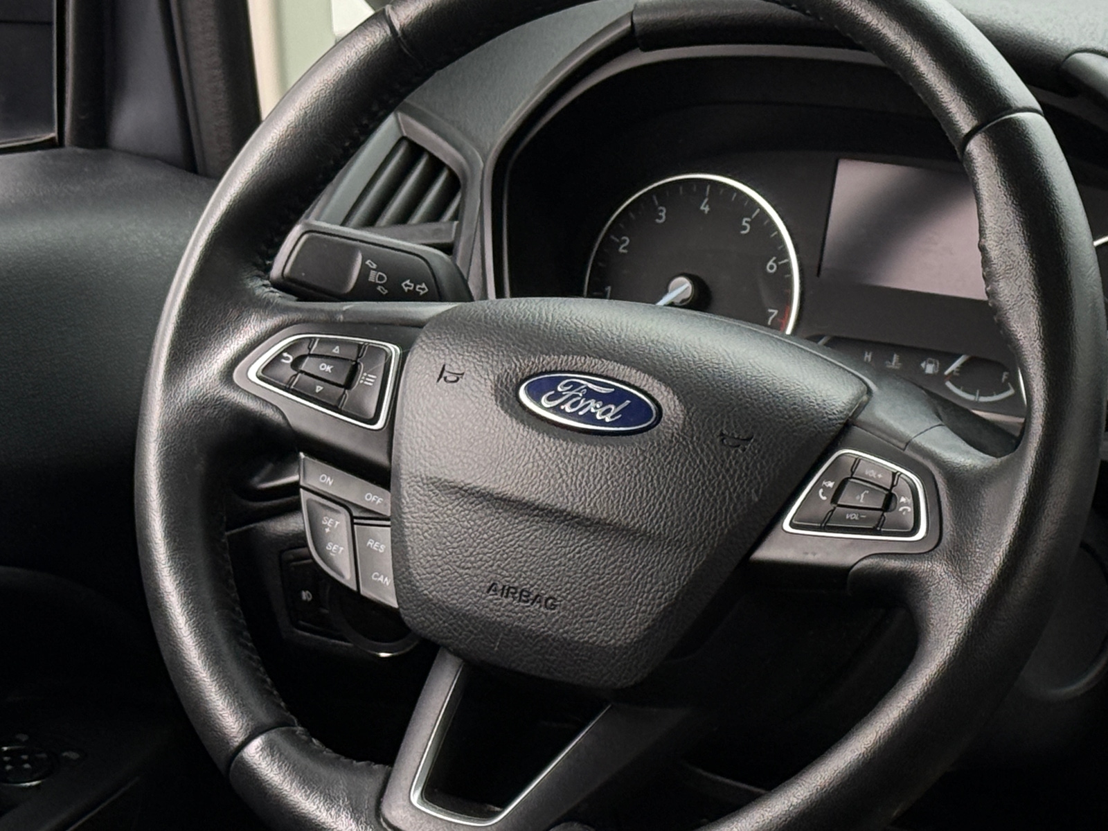 Thumbnail: 2019 Ford EcoSport - 5