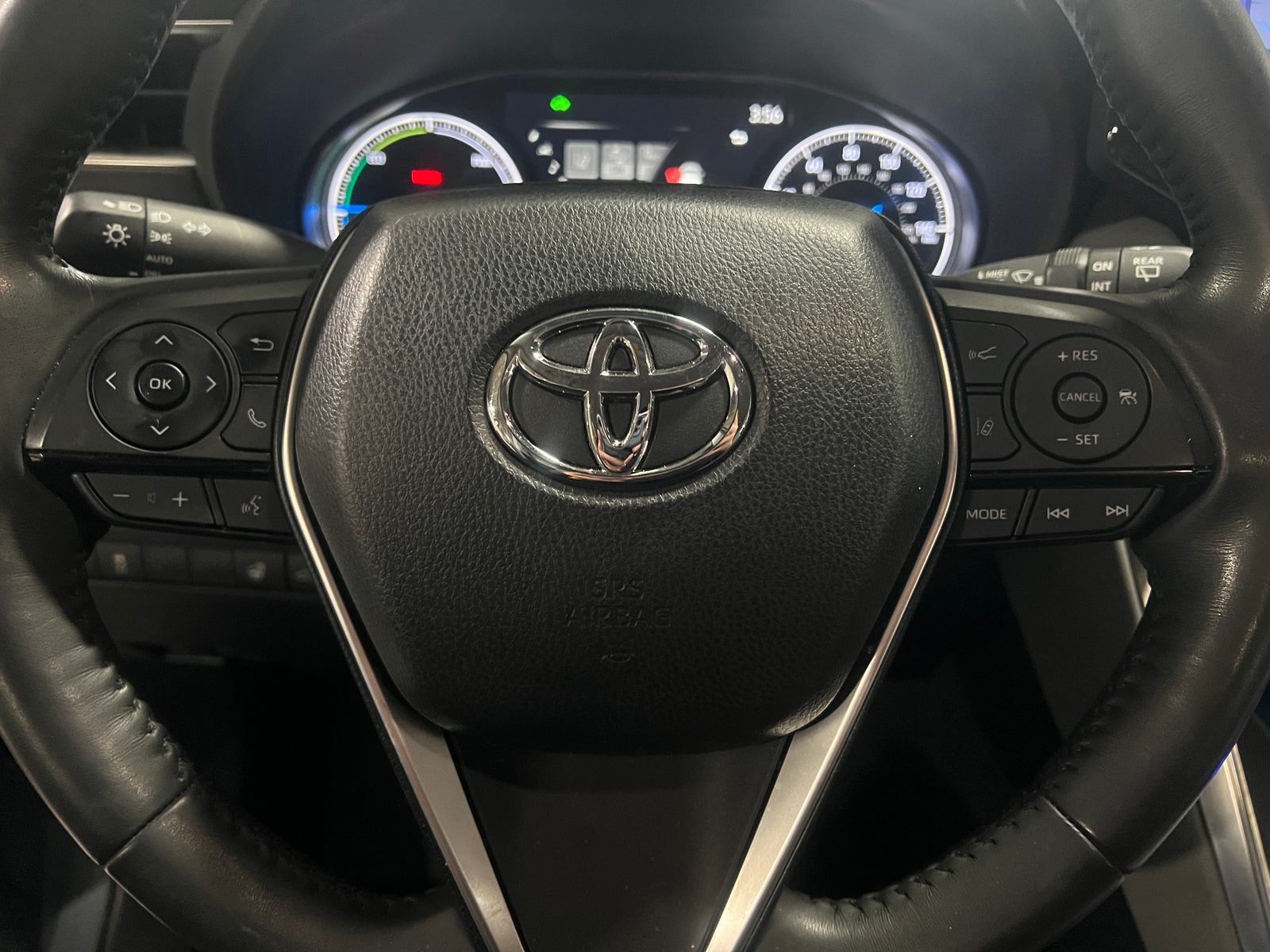 Thumbnail: 2021 Toyota Venza - 4