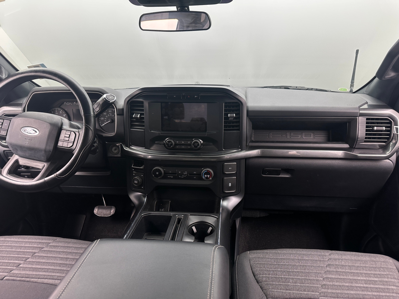 Thumbnail: 2022 Ford Econoline - 3