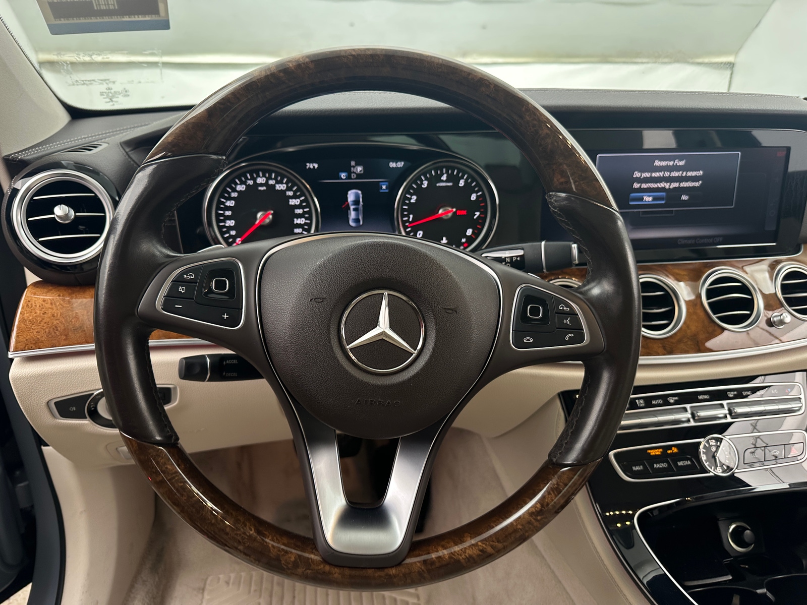 Thumbnail: 2018 Mercedes-Benz E-Class - 4