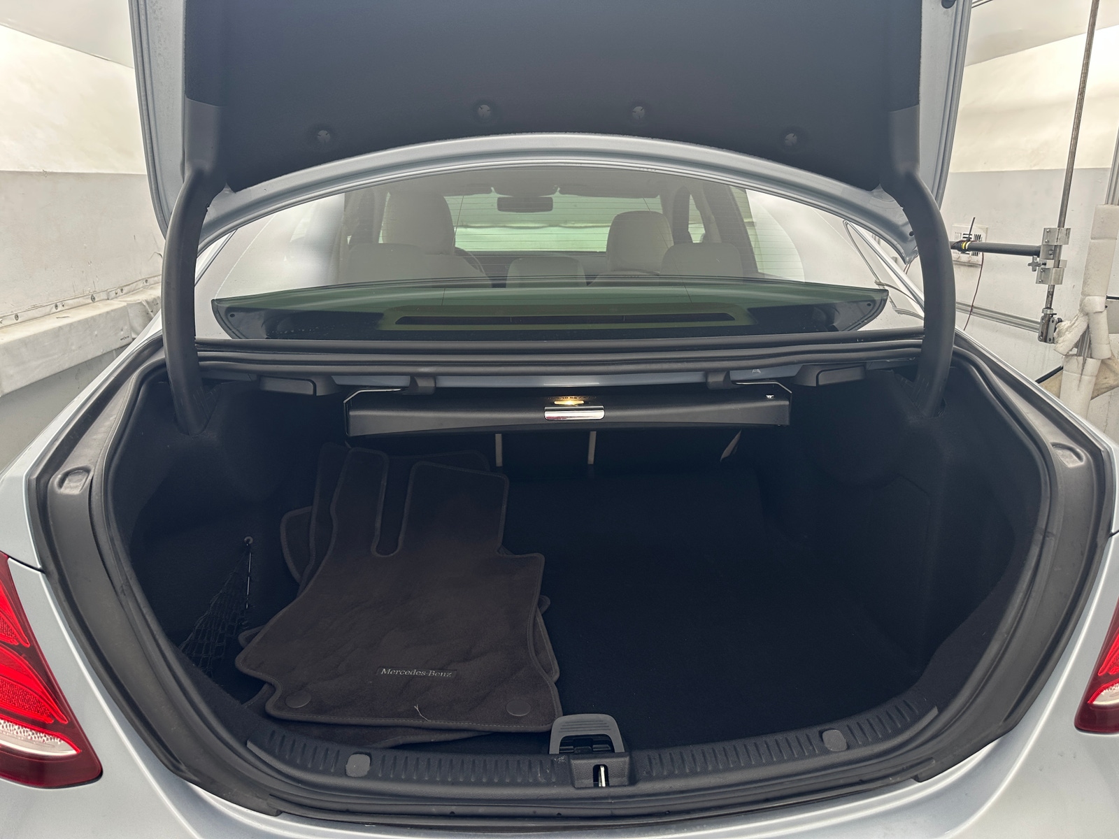 Thumbnail: 2018 Mercedes-Benz E-Class - 6