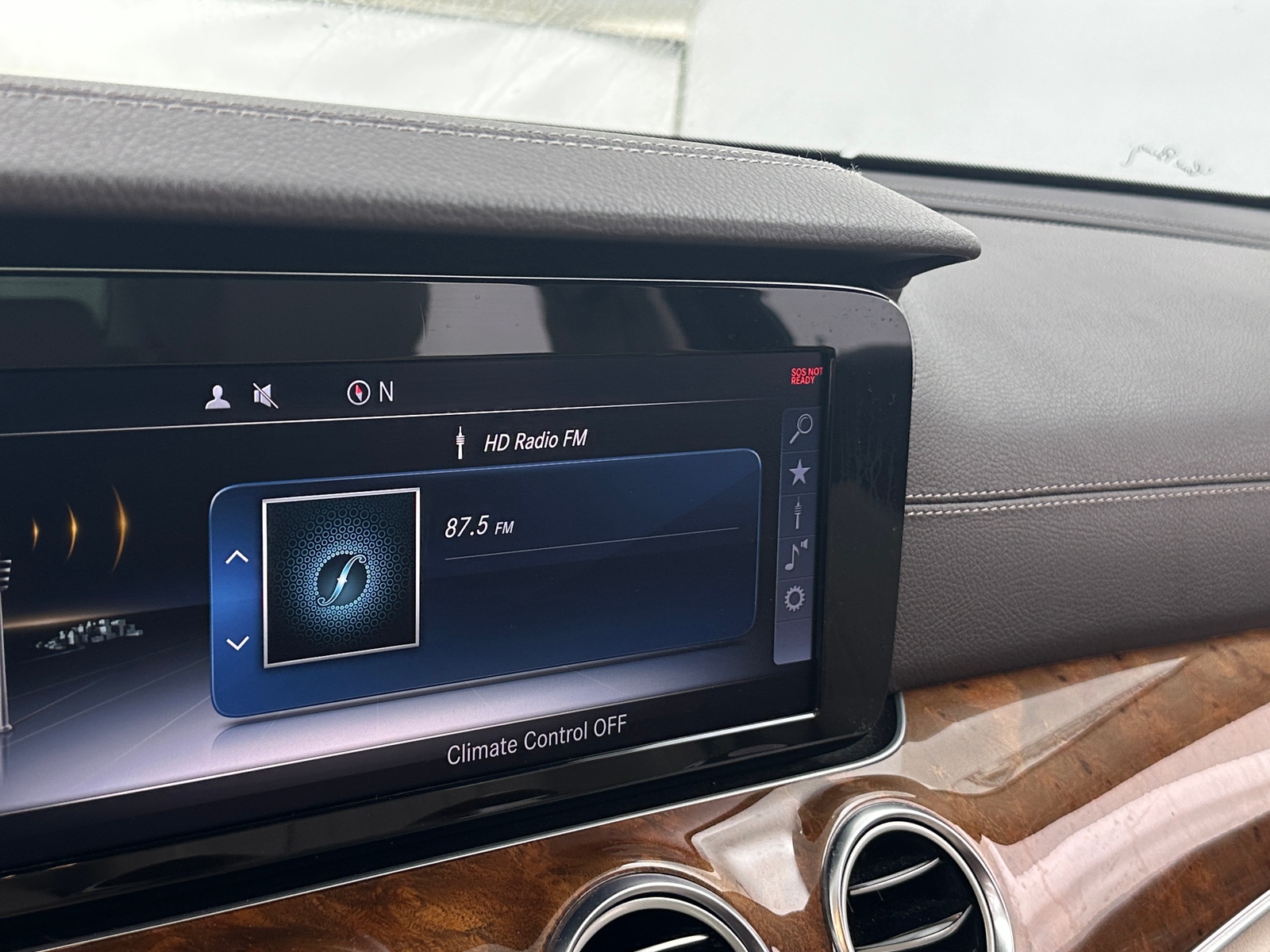 Thumbnail: 2018 Mercedes-Benz E-Class - 3