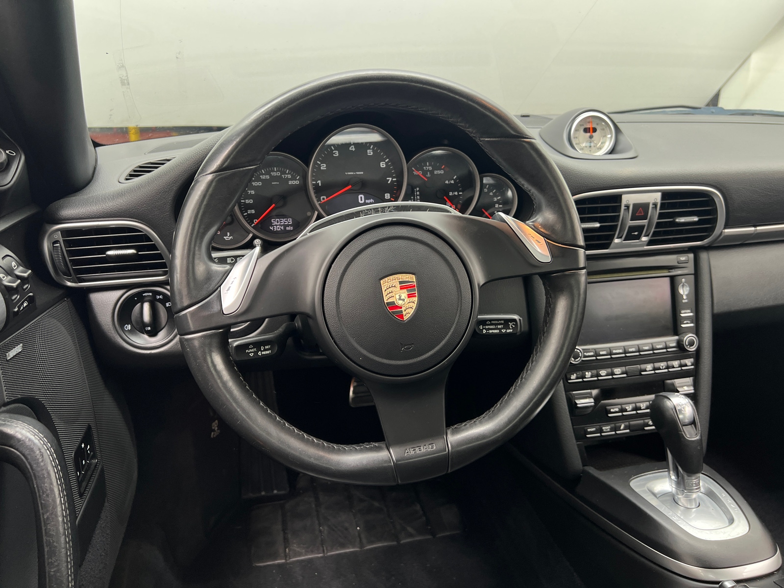 Thumbnail: 2012 Porsche 911 - 4