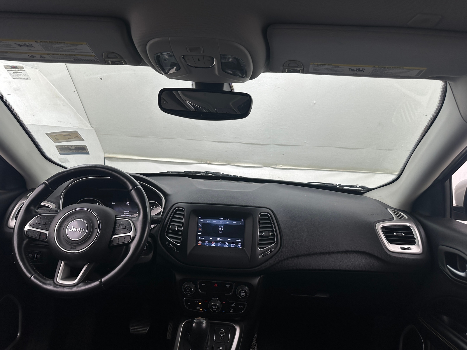 Thumbnail: 2018 Jeep Compass - 3