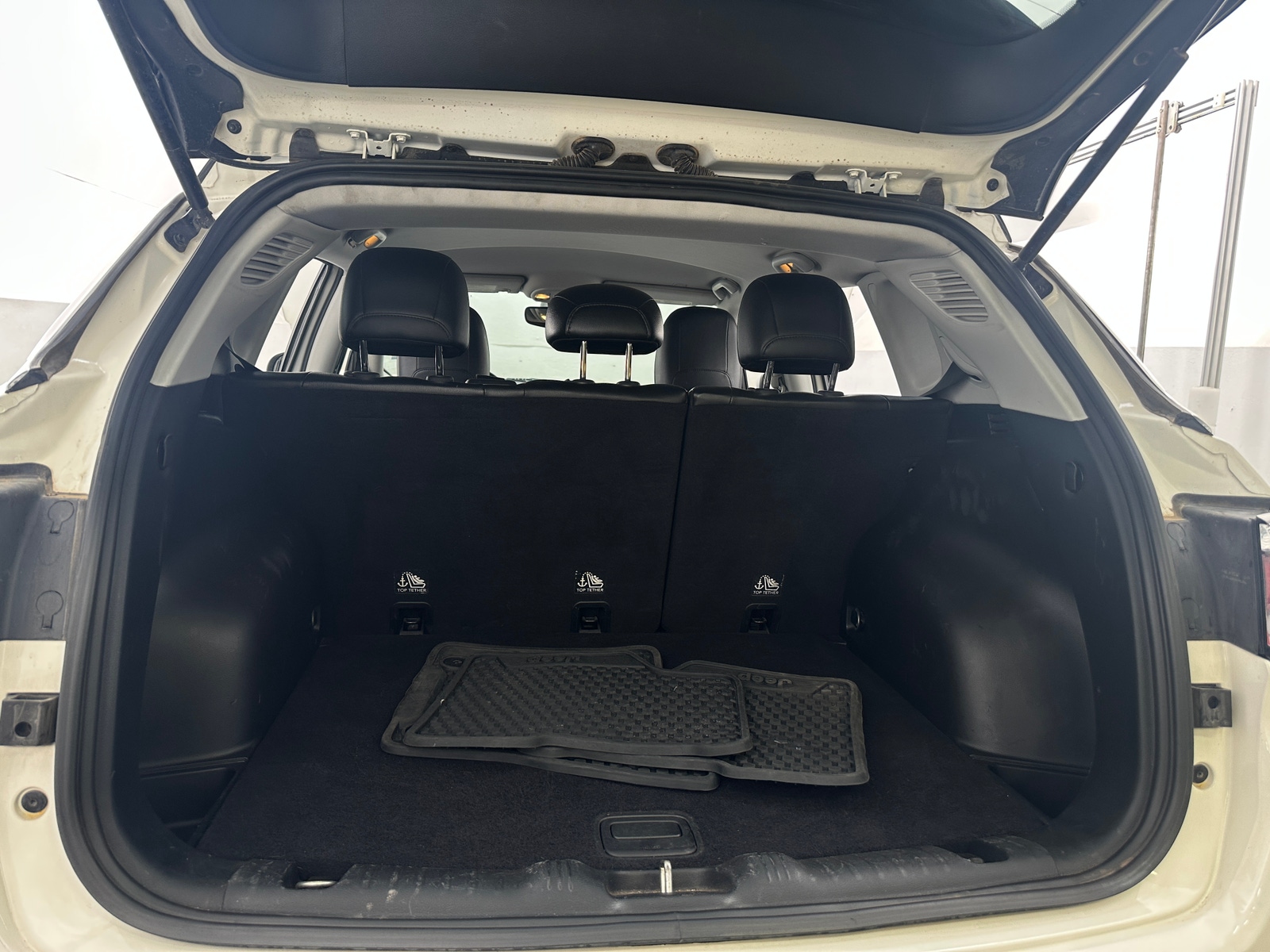 Thumbnail: 2018 Jeep Compass - 7