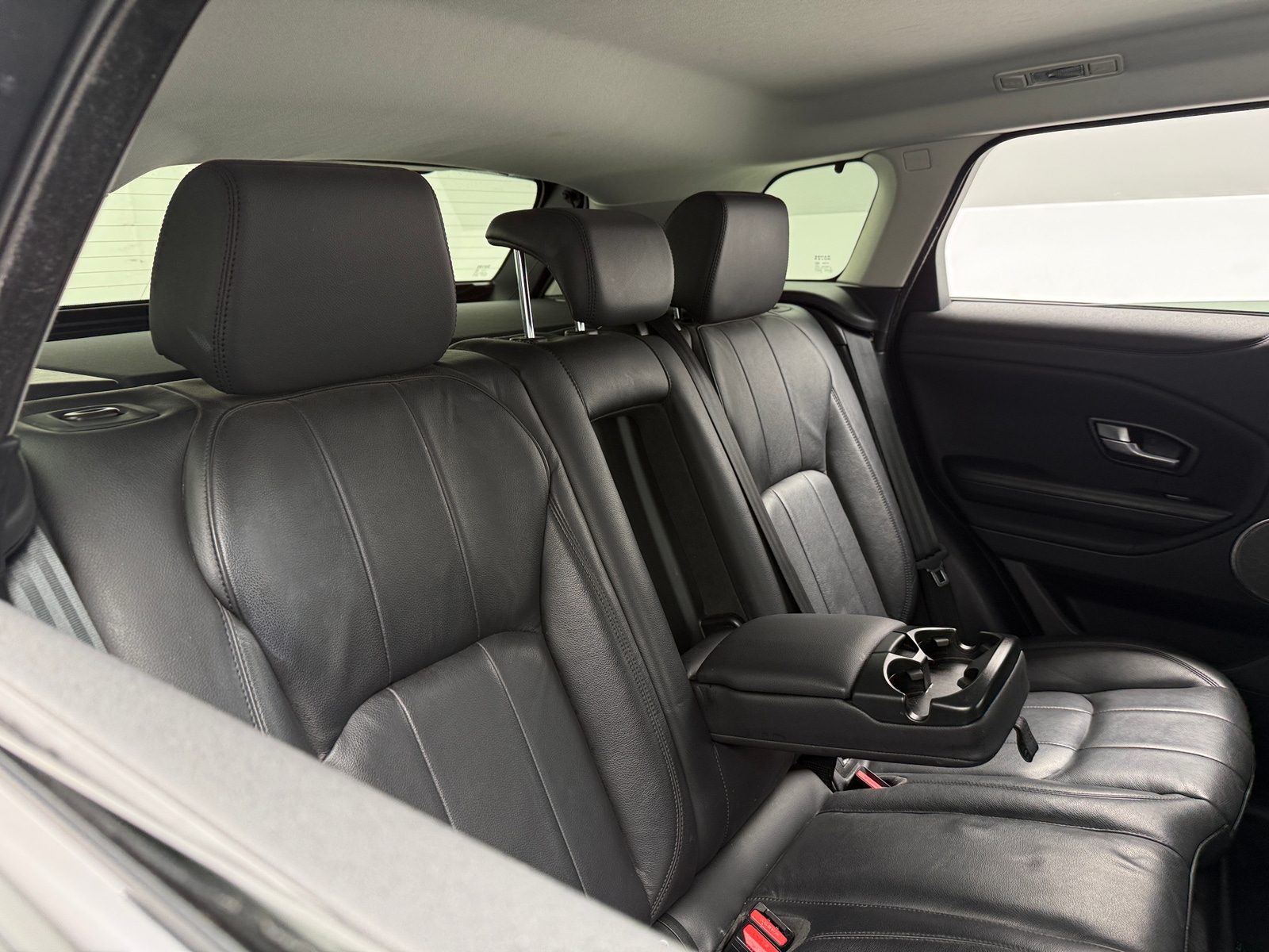 Thumbnail: 2019 Land Rover Range Rover Evoque - 5