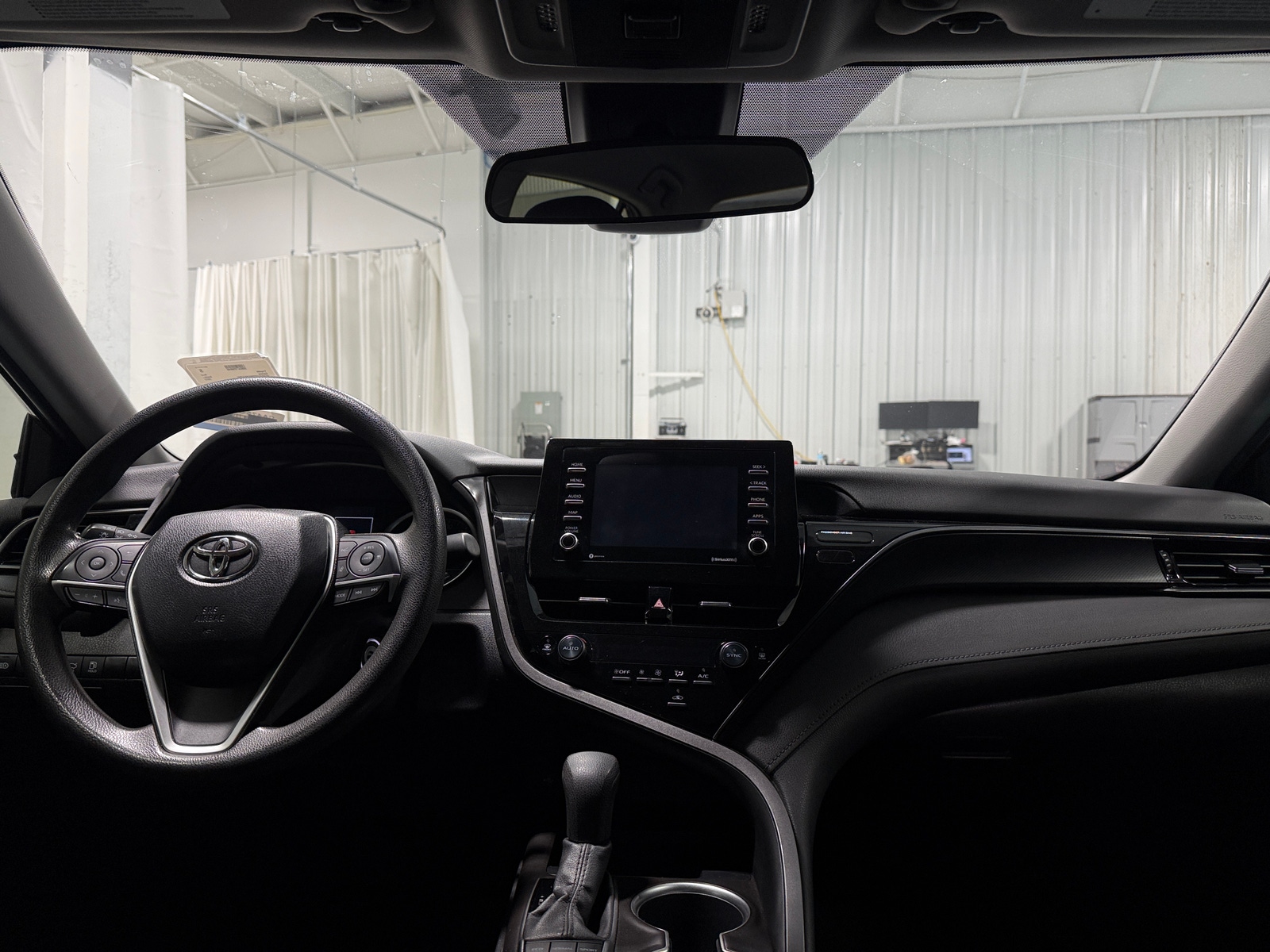 Thumbnail: 2022 Toyota Camry - 3